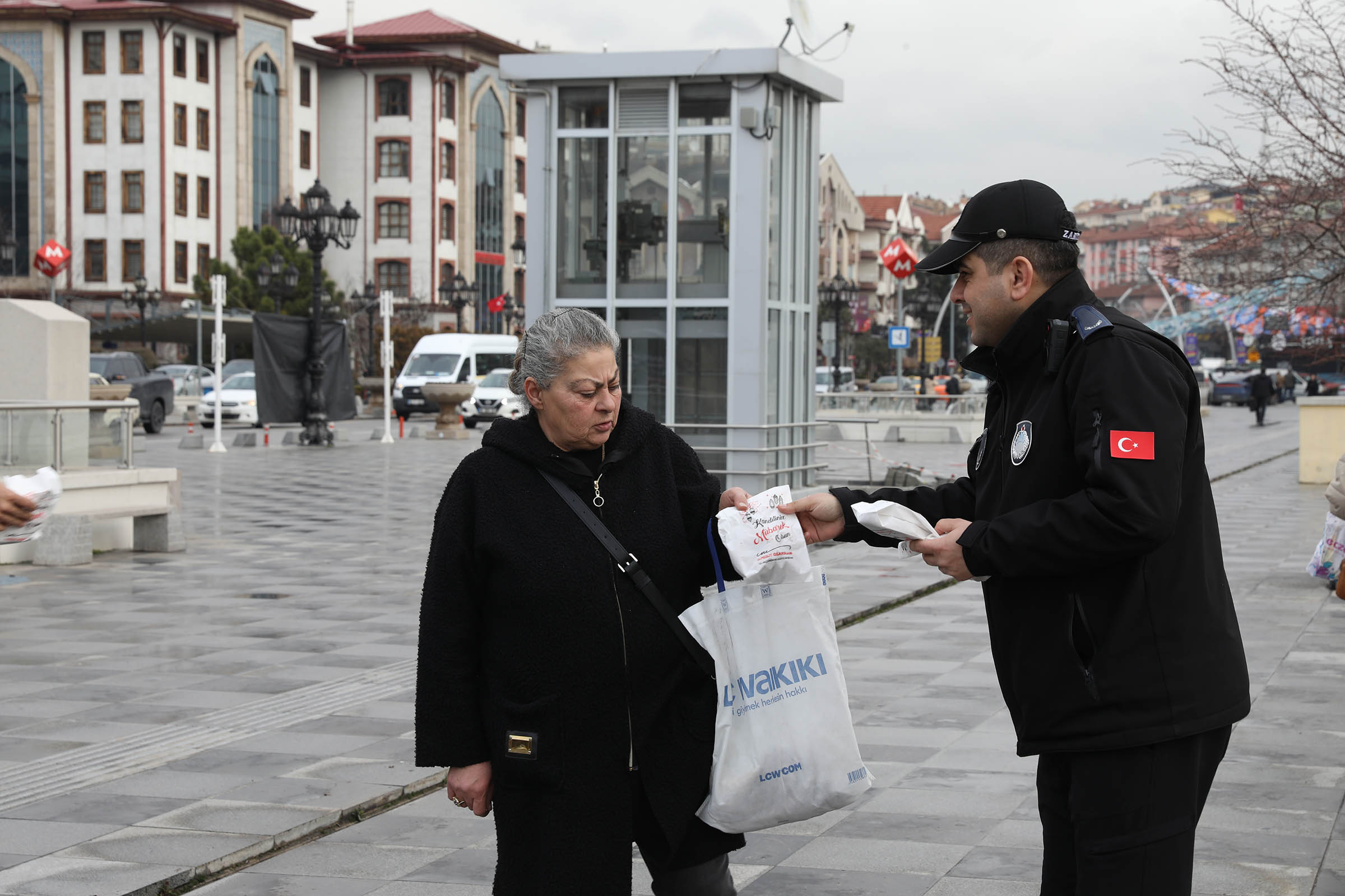 Keçiören Belediyesi’nden Berat Kandili Ikramı (1)