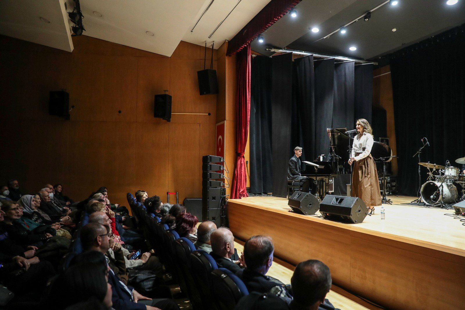 Kültür Çağdaş Sanatlar Merkezi Fide Köksal Konseri 3 (3)