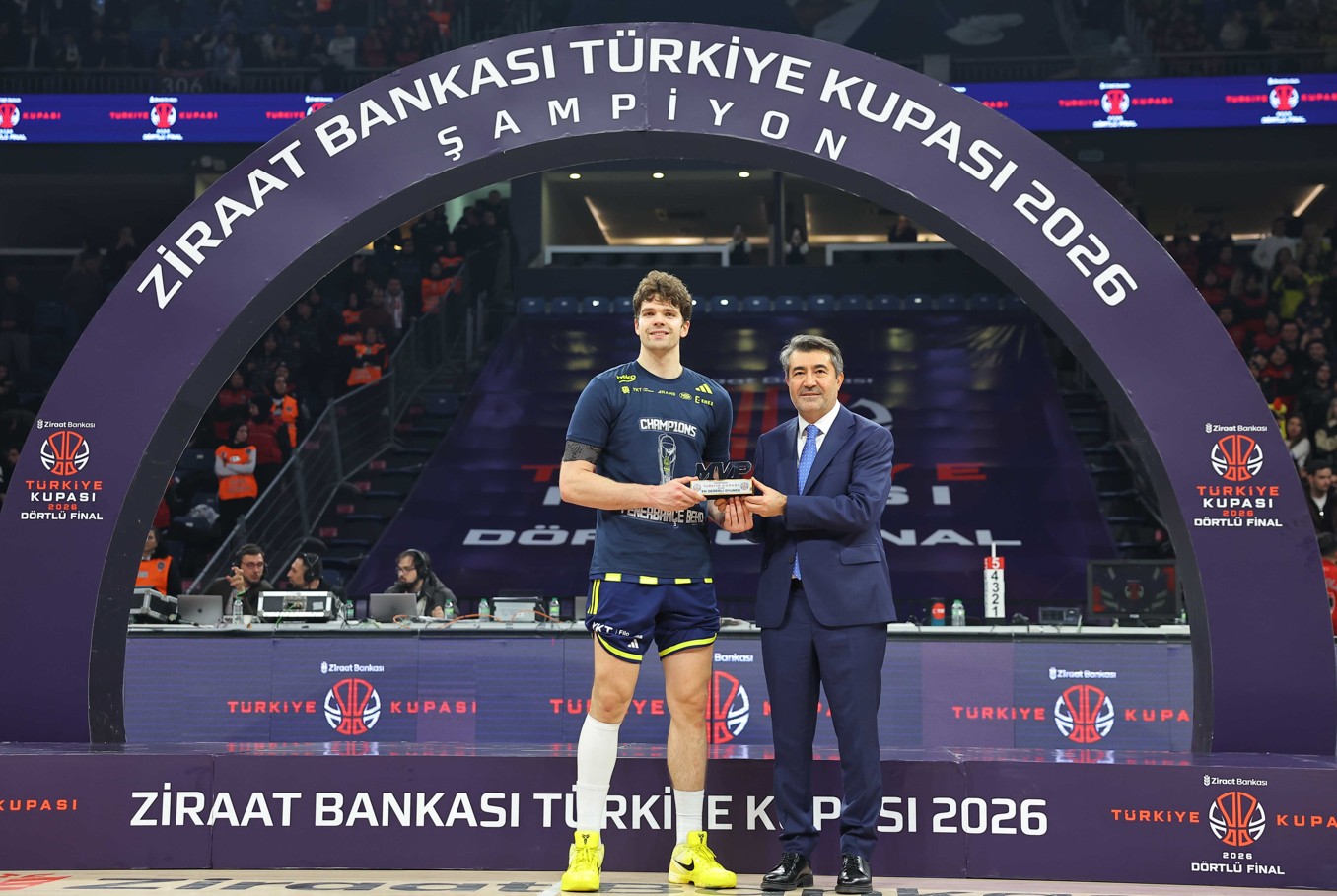 Fenerbahçe Beko Beşiktaş’ı yendi, kupayı kazandı - 2