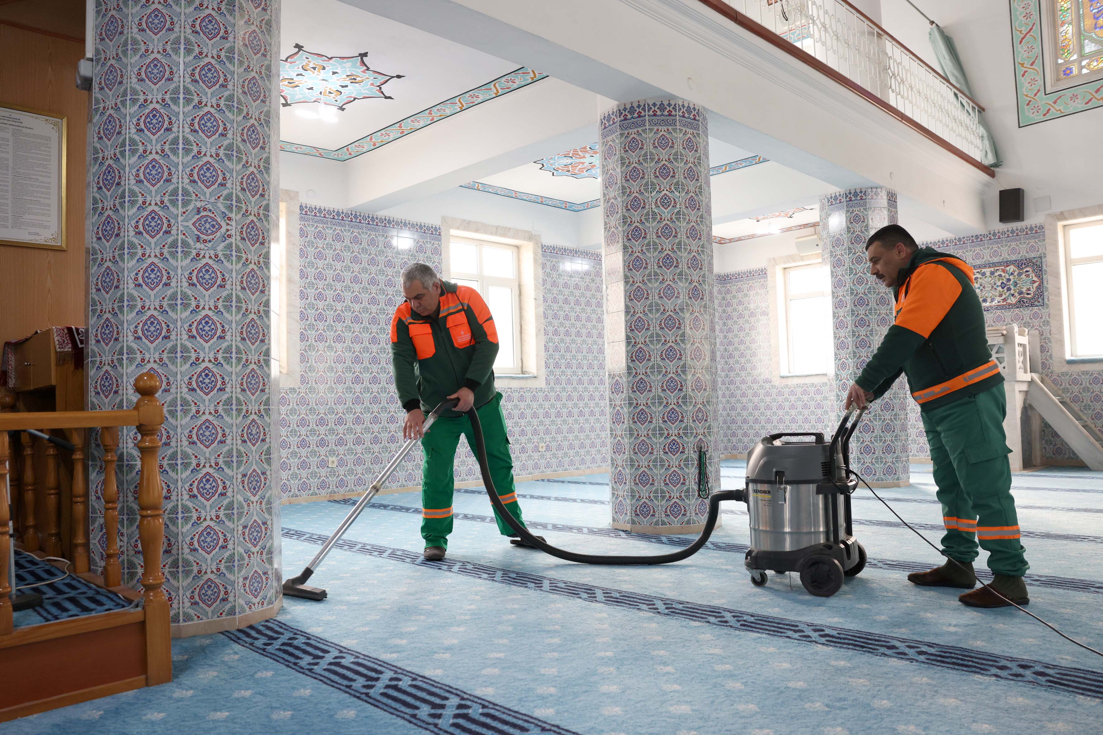 Temizlik İşleri Cami Temizliği (5)