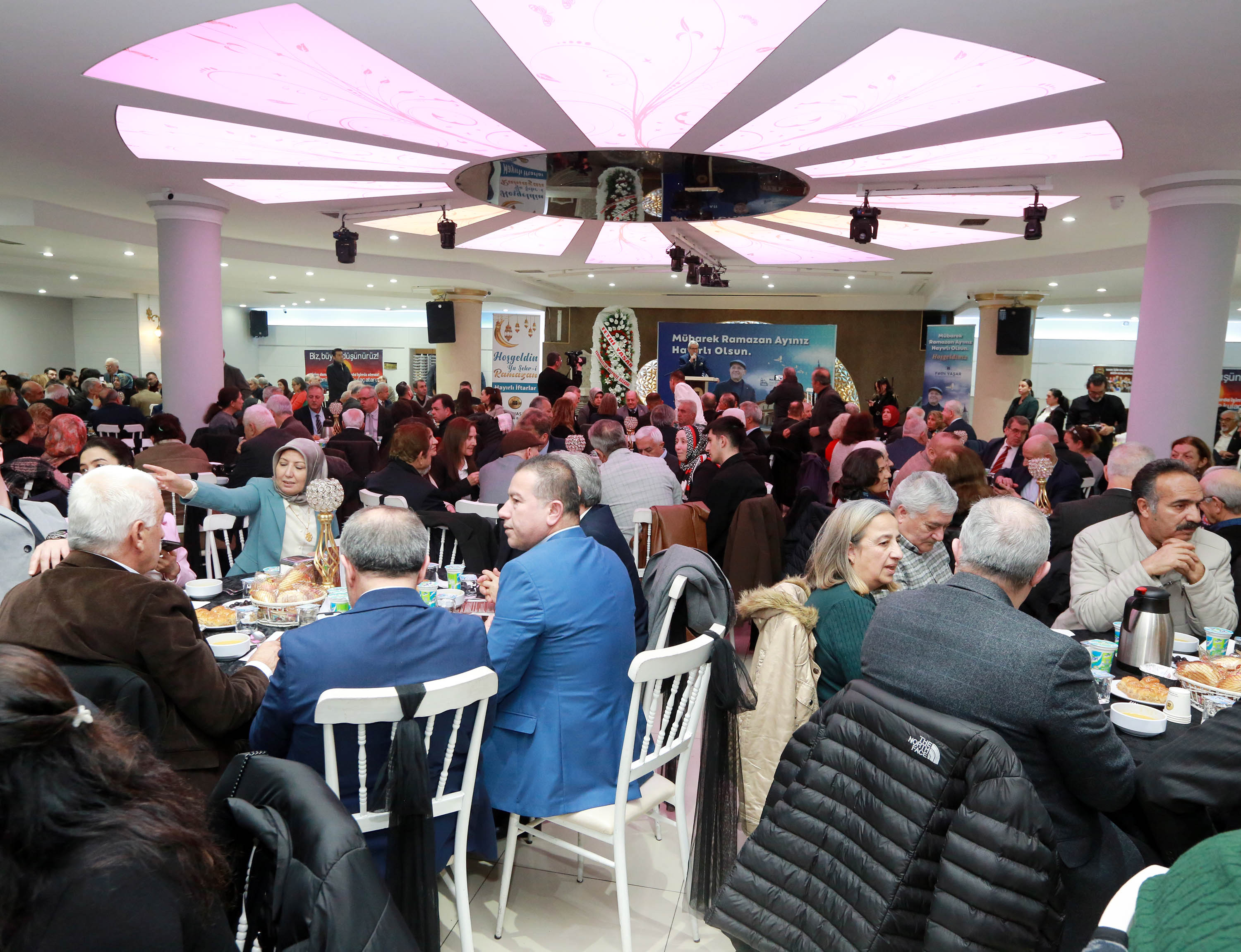 Yenimahalle’de Anadolu Birliği’nden Ramazan Iftarı (3)