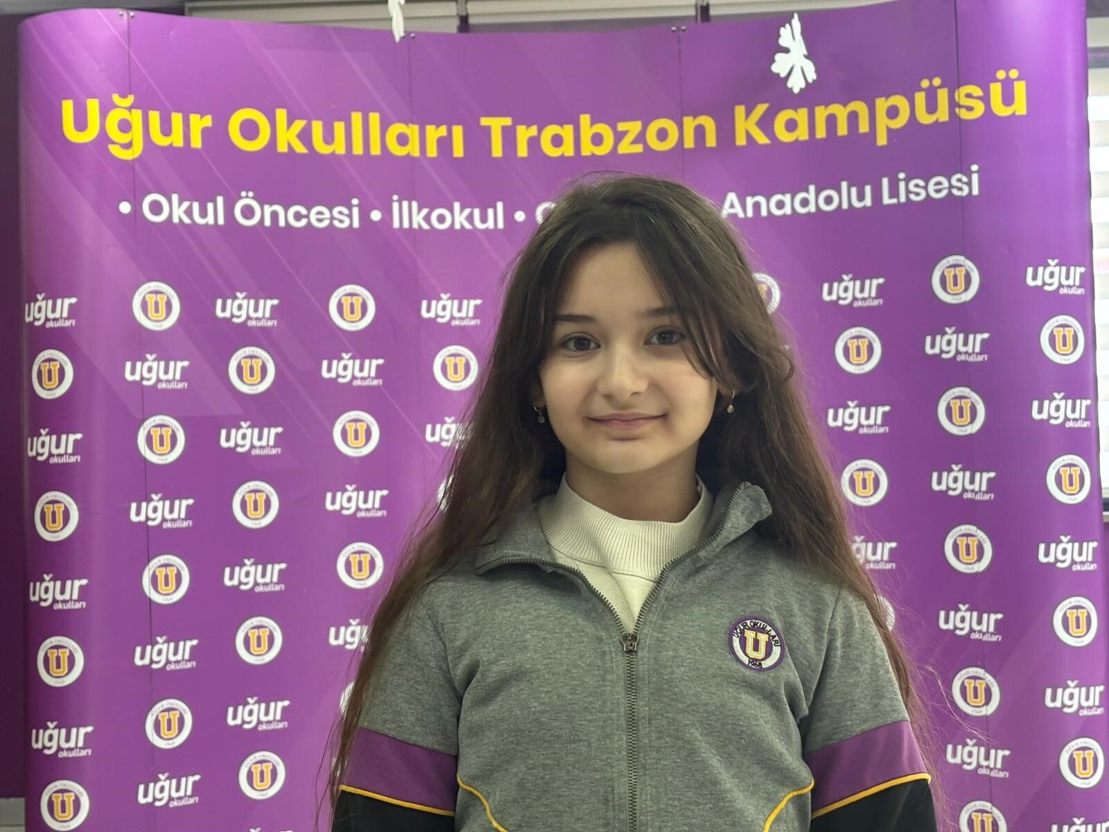 10 yaşındaki Lina Saka matematikte dünya birincisi oldu