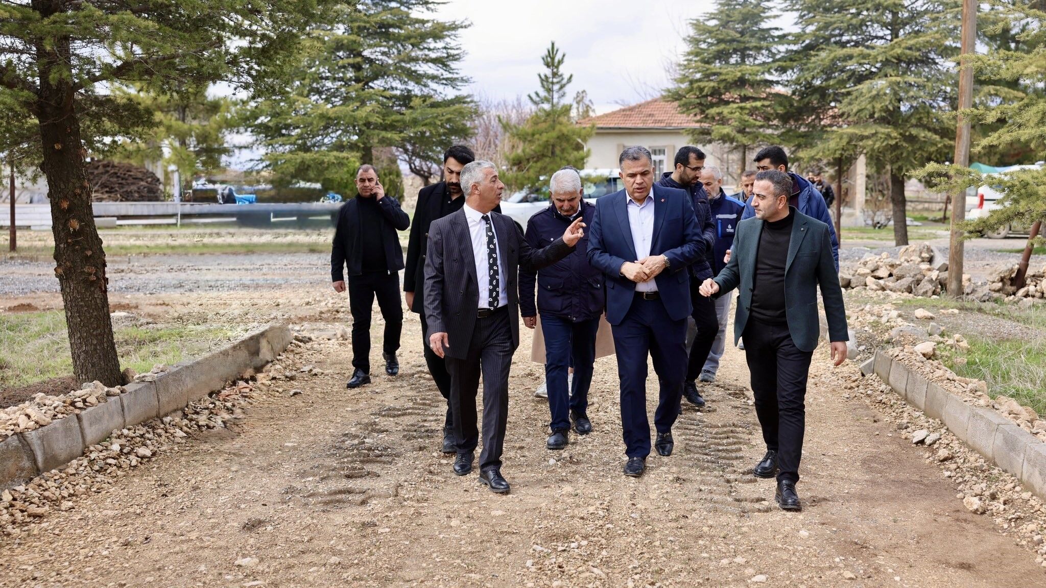 Akçadağ’da Yeni Mezarlık (2)