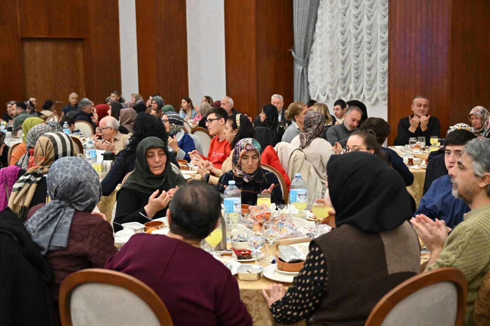 Altındağ’da Örnek Ve Hacettepe Mahalleleri Iftarda (2)-1