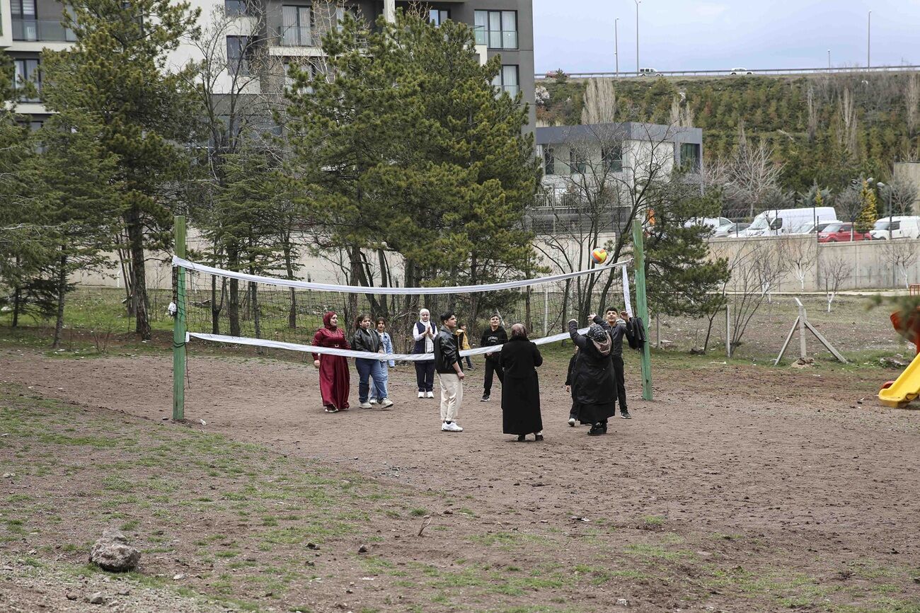 Ankara’da Mesire Alanları Bayramda Doldu (1)