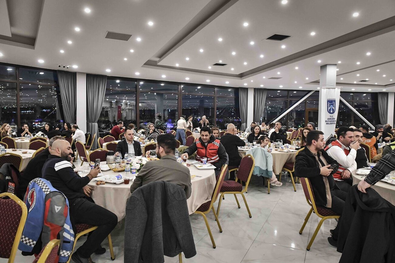 Ankara’da Moto Kuryeler Iftar Sofrasında Buluştu (4)