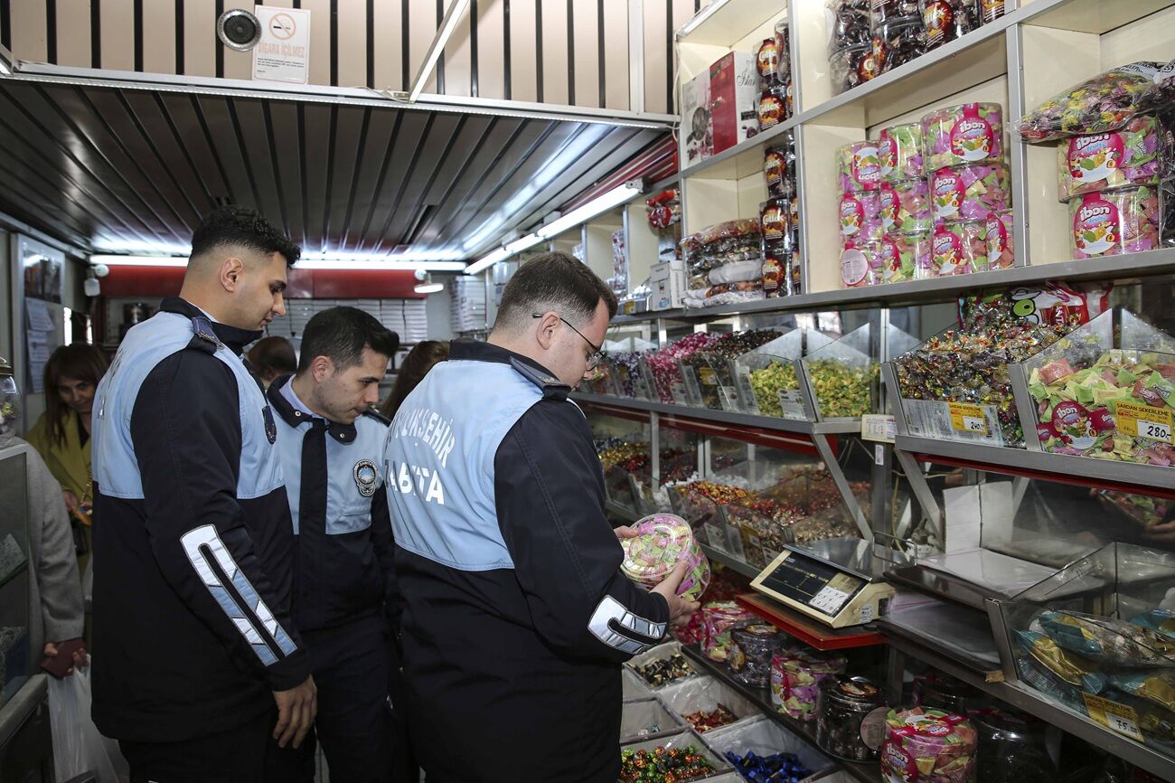 Ankara’da Ulus Hali Ve Çevresinde Gıda Denetimi (2)