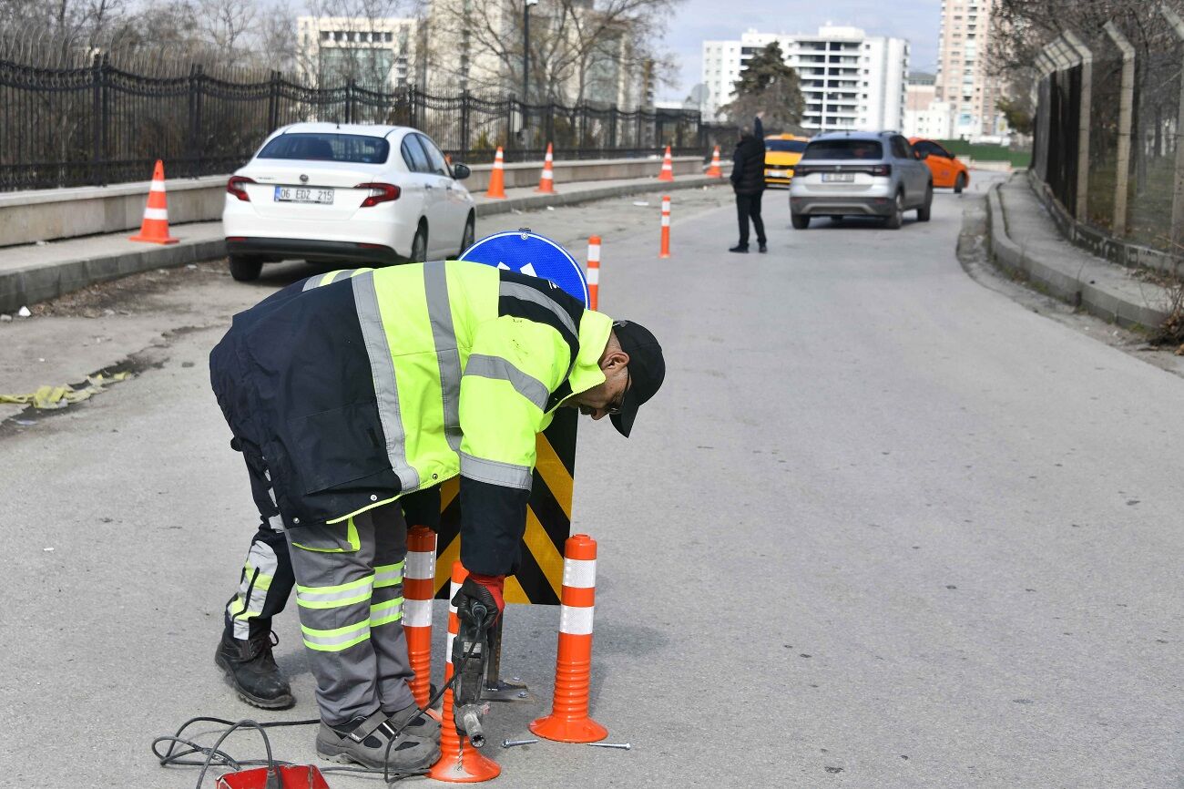 Armada Avm Çevresinde Tek Yön Uygulaması Başladı (2)