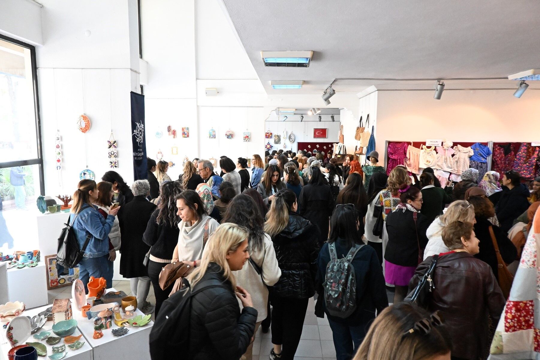 Aydın’da ‘Kadının İzi’ Sergisi Ziyarete Açıldı (1)