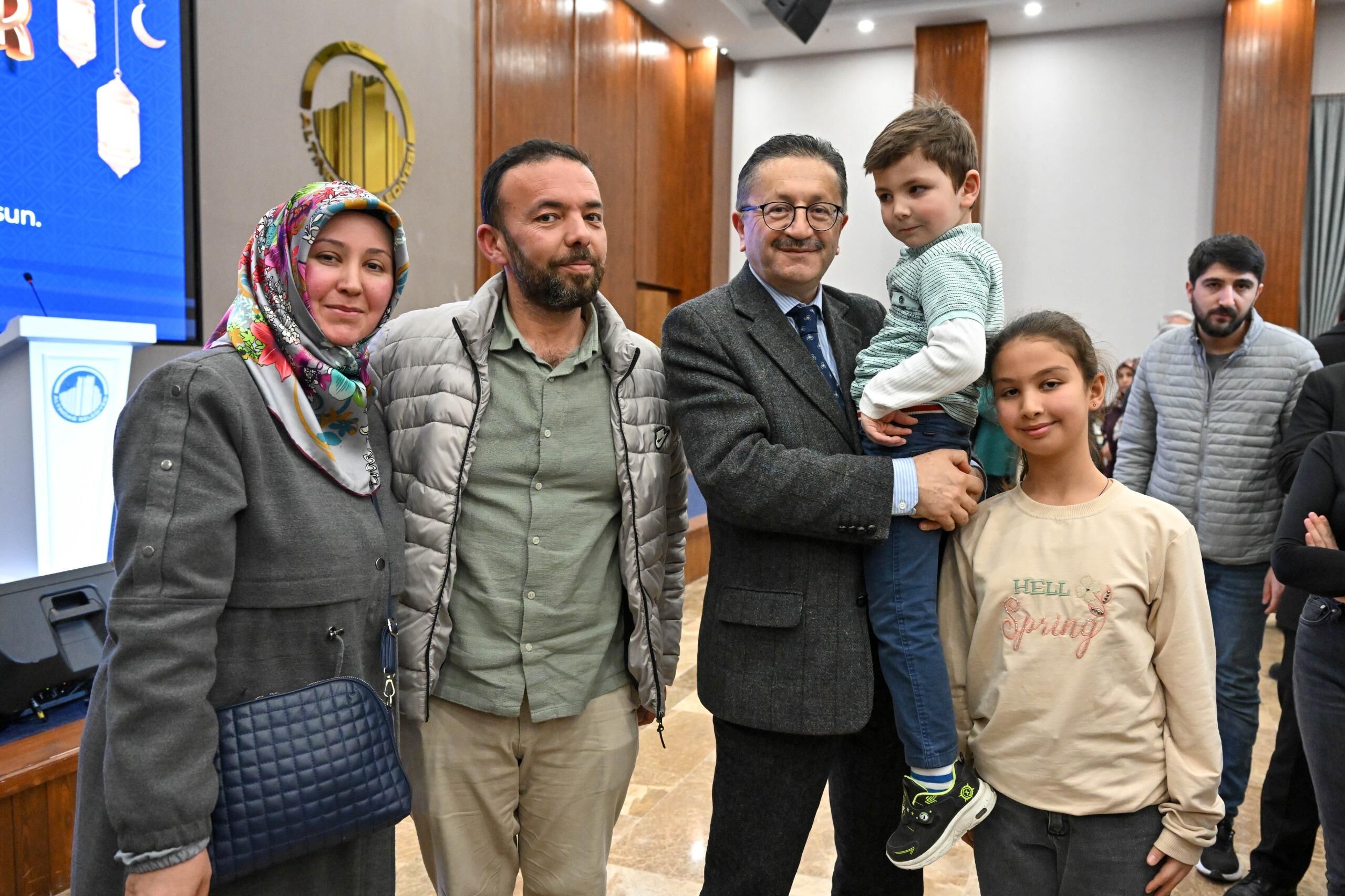 “Bi̇r Topluma Faydali Olmanin Yolu, Kadina Değer Vermekten Geçer” (2)