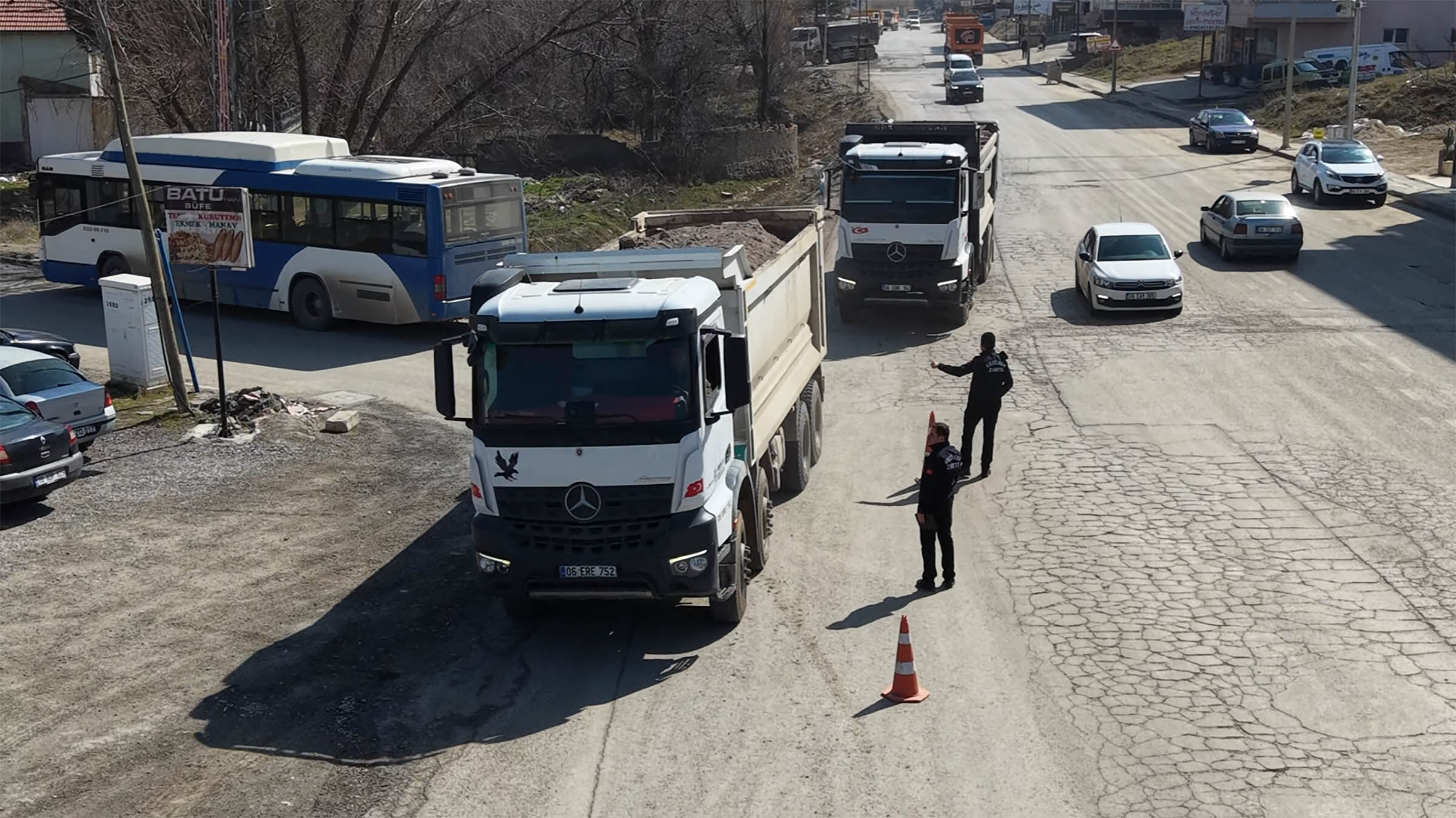 Keçiören’de Hafriyat Kamyonlarına Dronlu Denetim (3)