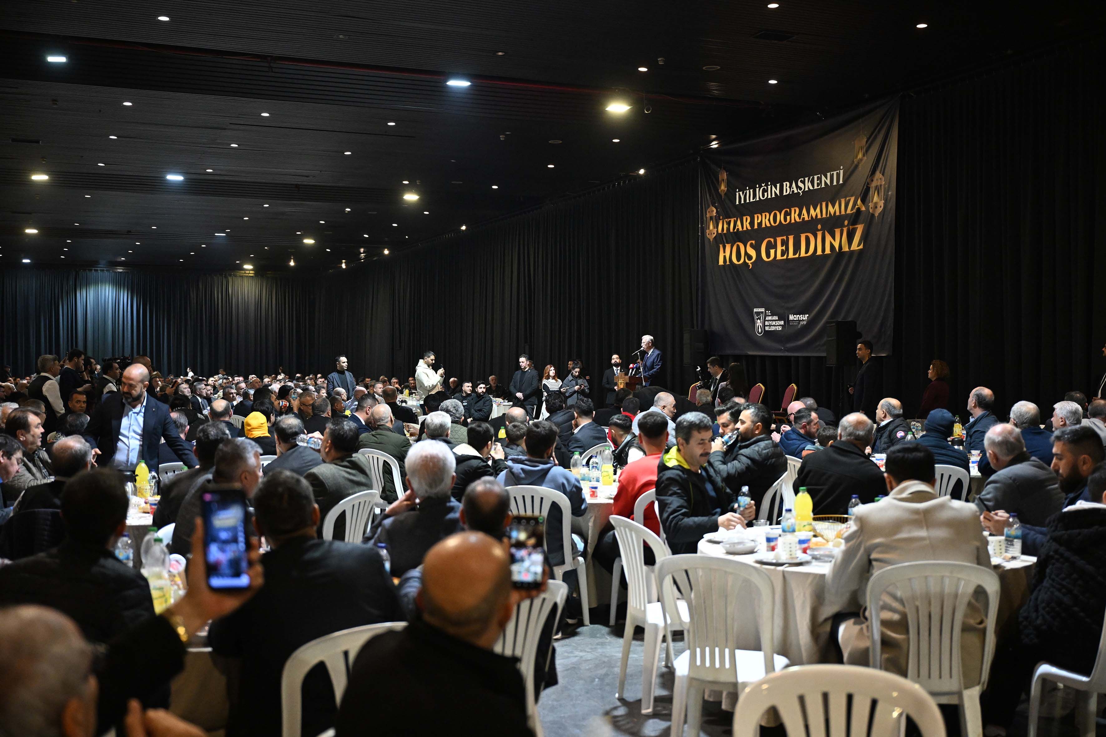 Mansur Yavaş Taksici Esnafıyla Iftarda Buluştu (2)