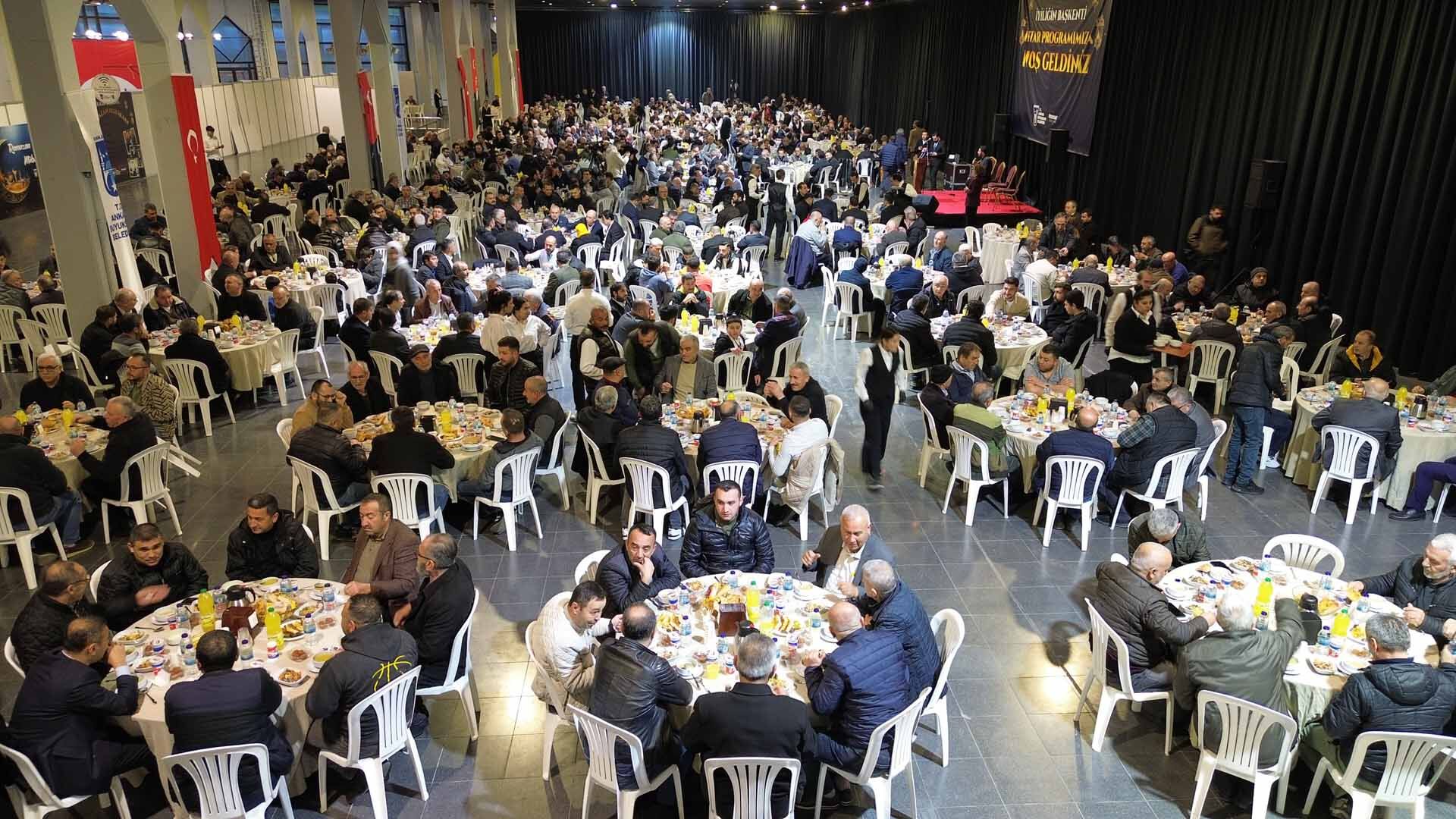 Mansur Yavaş Taksici Esnafıyla Iftarda Buluştu (3)