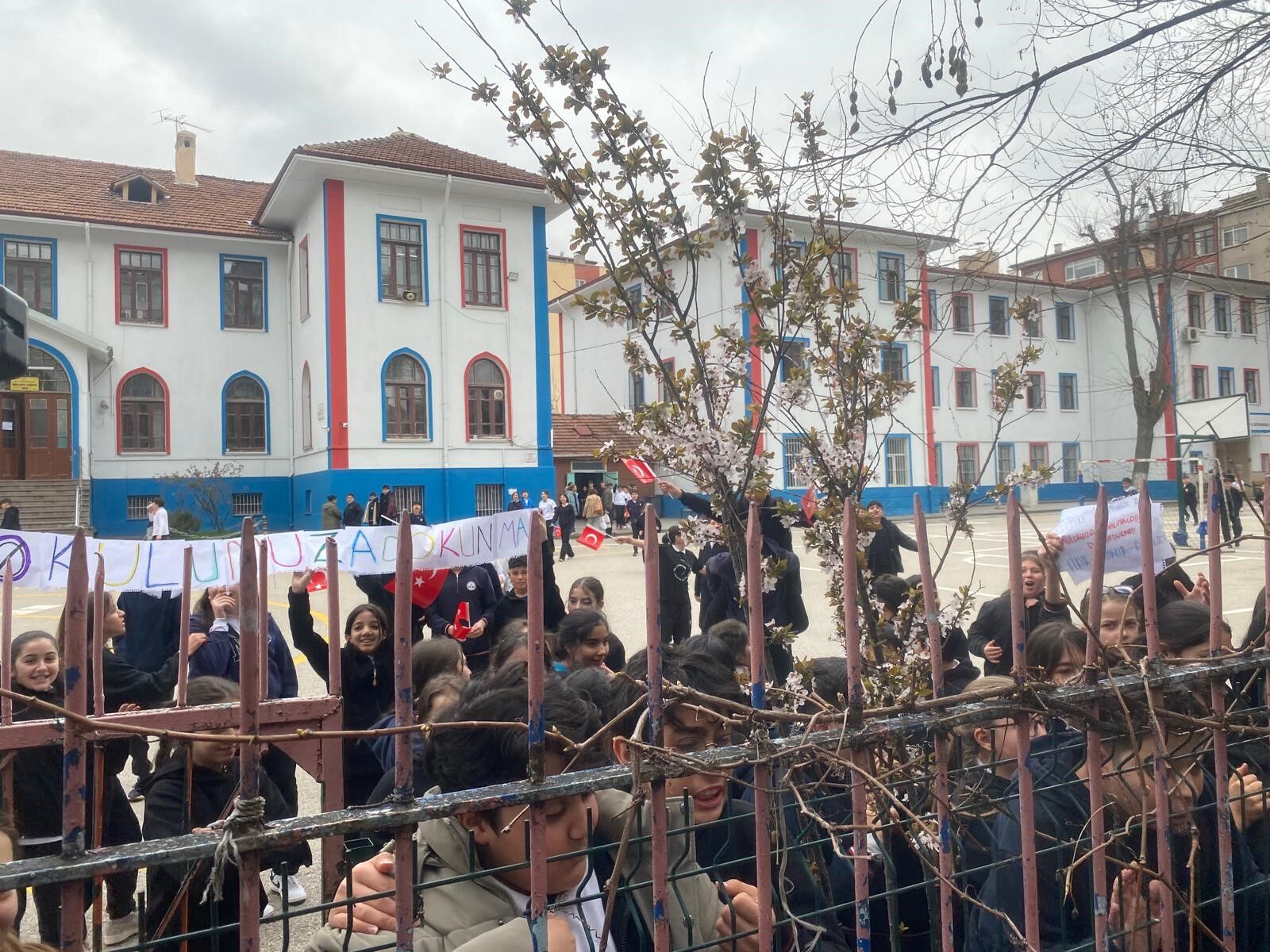 Mimar Kemal Ortaokulu (3)