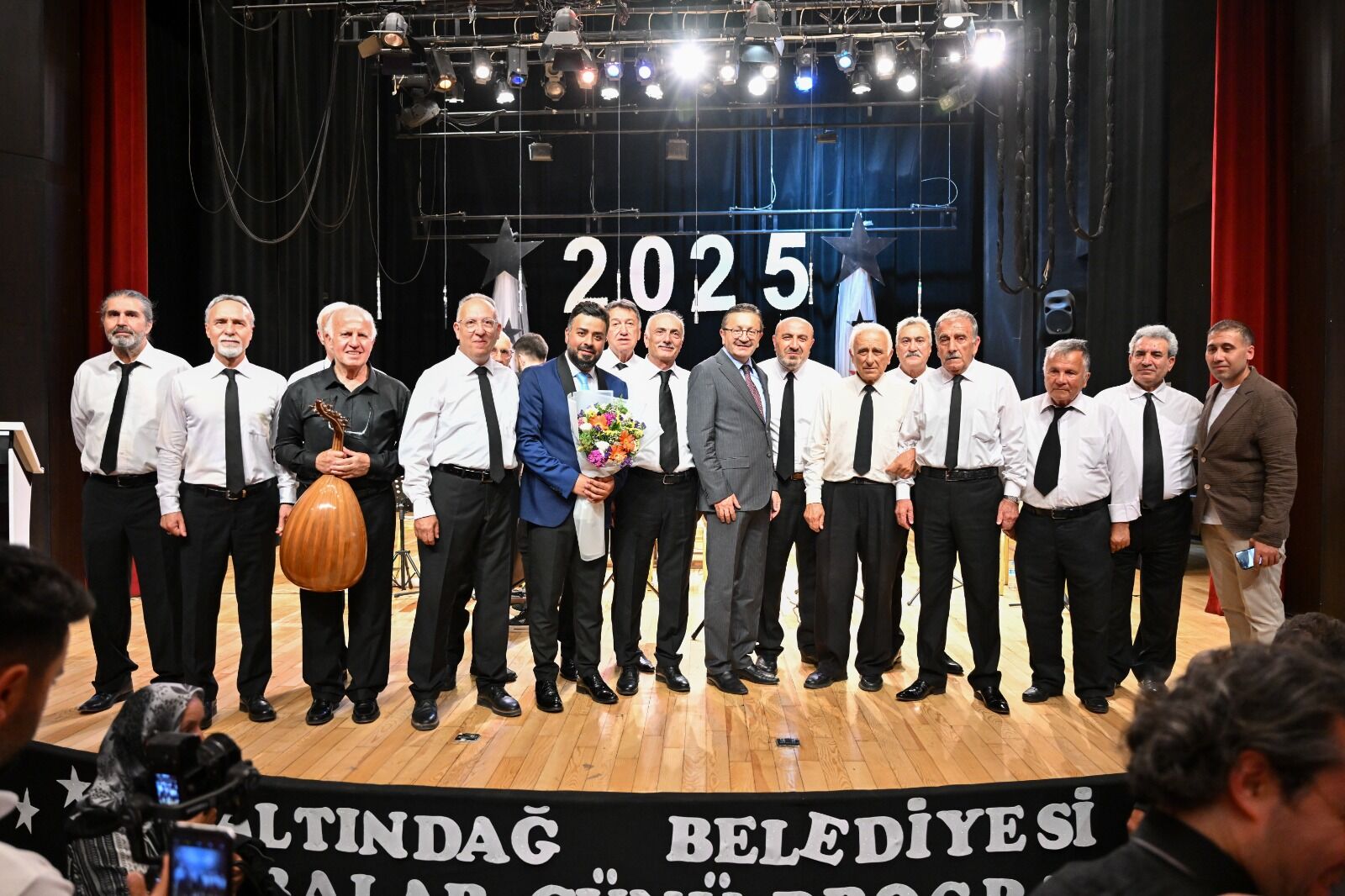 Önce Di̇yali̇z, Sonra Koro (13)