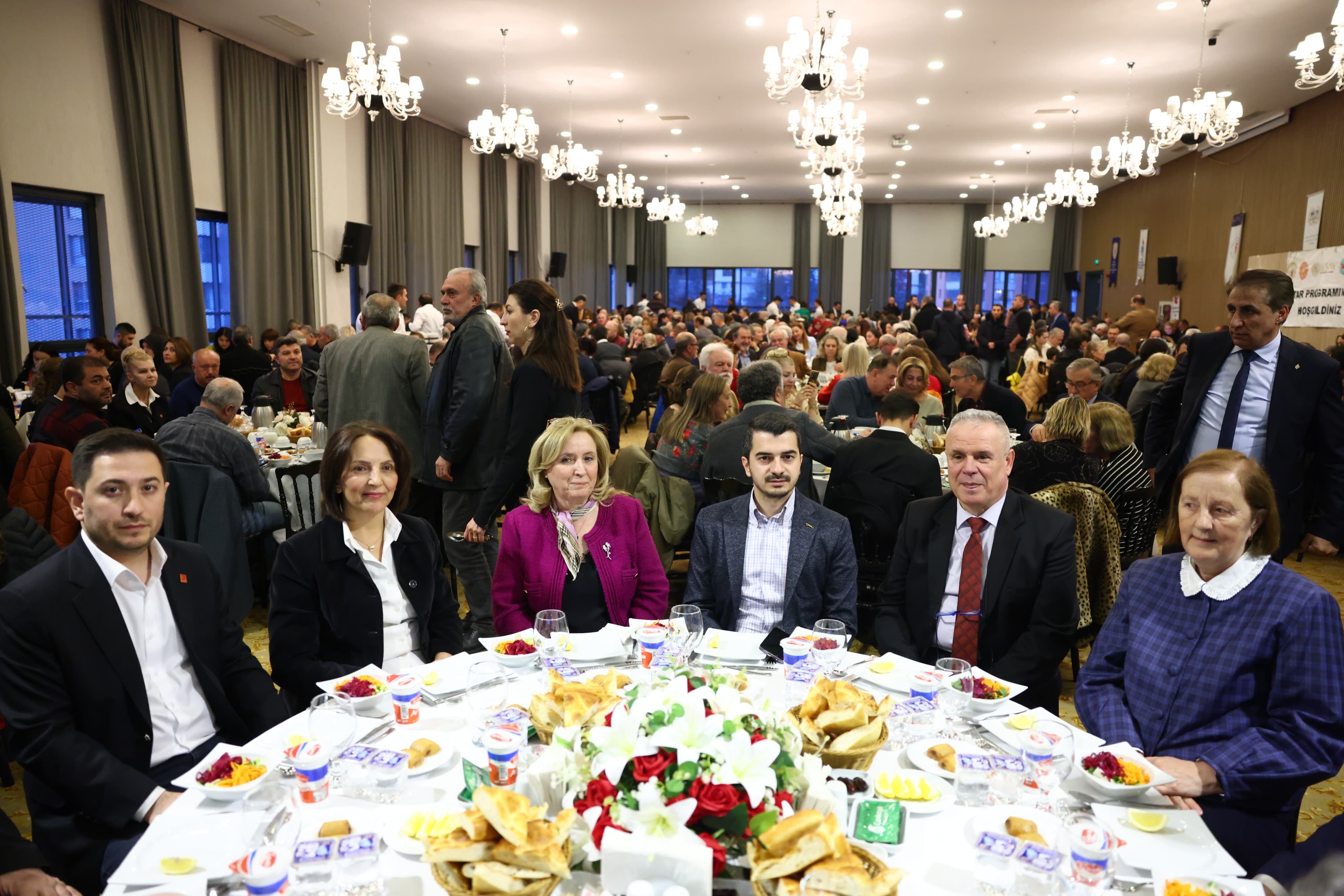 Rumeli Balkan Dernekleri İftar Hüseyin Can Güner (5)