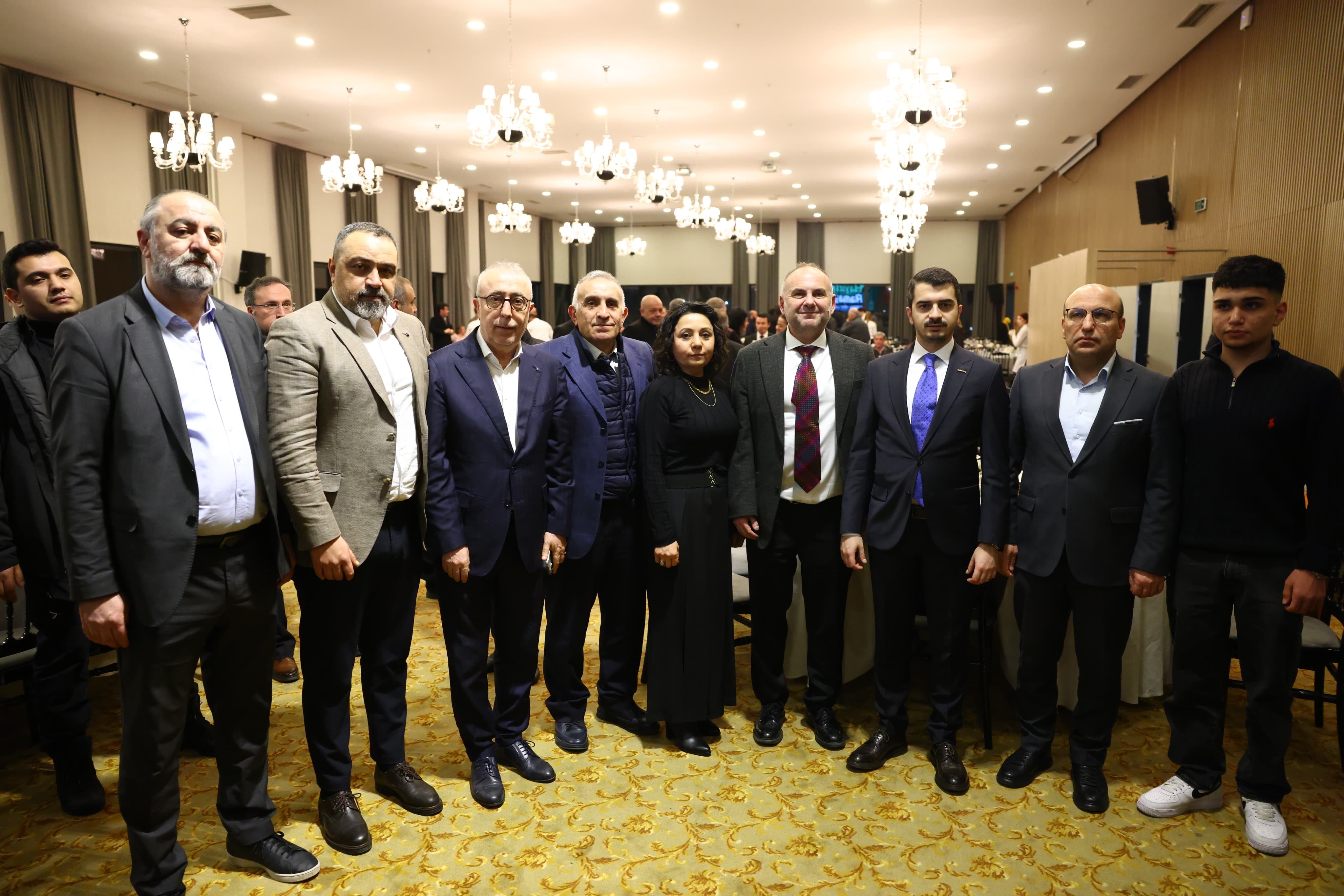 Taksi Minibüsçü Otobüs Servis Esnafı İftar Hüseyin Can Güner (2)