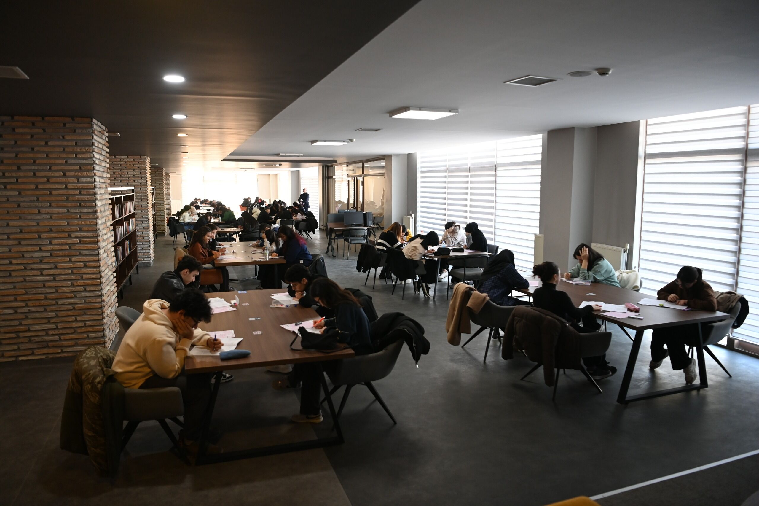 Uyanık Kütüphane’de Üniversite Sınavı Provası (5)