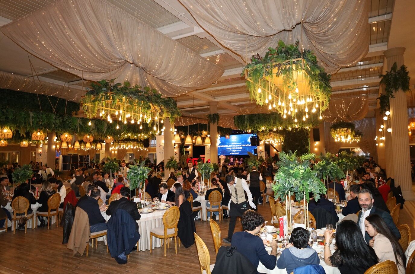 GGYD ailesi geleneksel iftar yemeğinde buluştu - 2-1