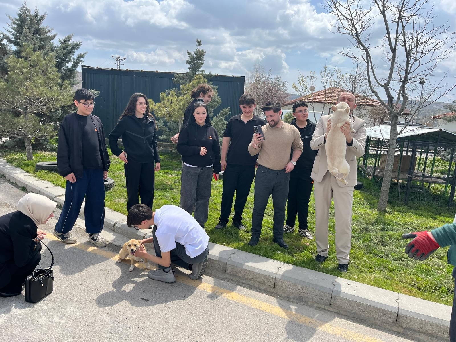 17.04.2026 Teknokent Koleji Öğrencileri Patili Dostlarla Buluştu (2)