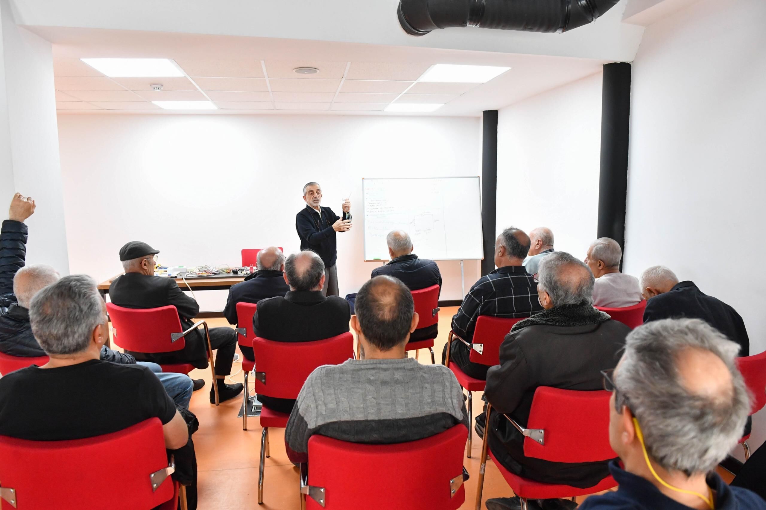 220 Voltluk Eği̇ti̇m (1)