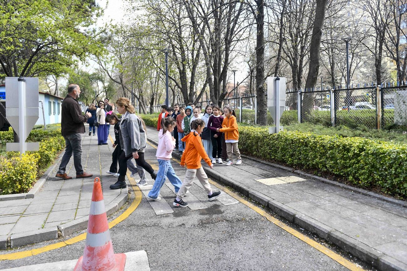 Abb’den Miniklere Uygulamalı Trafik Eğitimi (1)