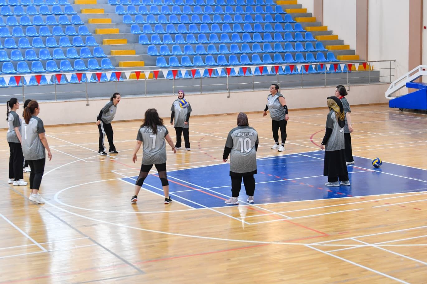 Altındağ’da Kadınlar Voleybol Turnuvasında Buluştu (1)