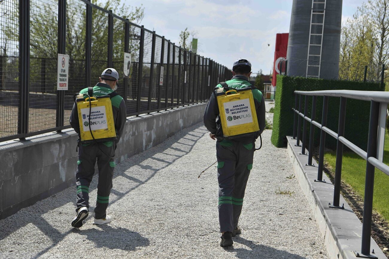 Ankara’da 724 Haşere Ilaçlama (3)
