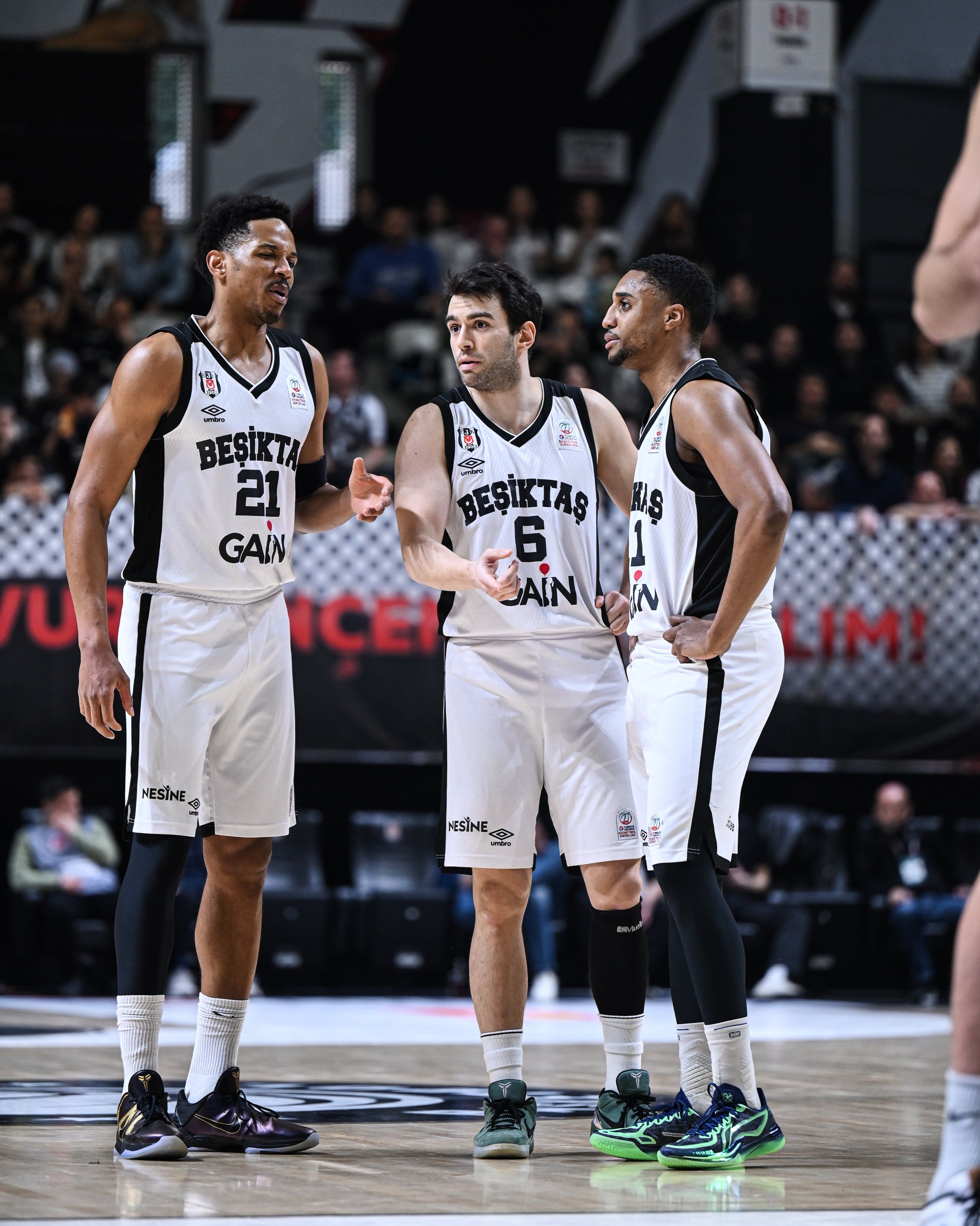 Beşiktaş Gai̇n (2)