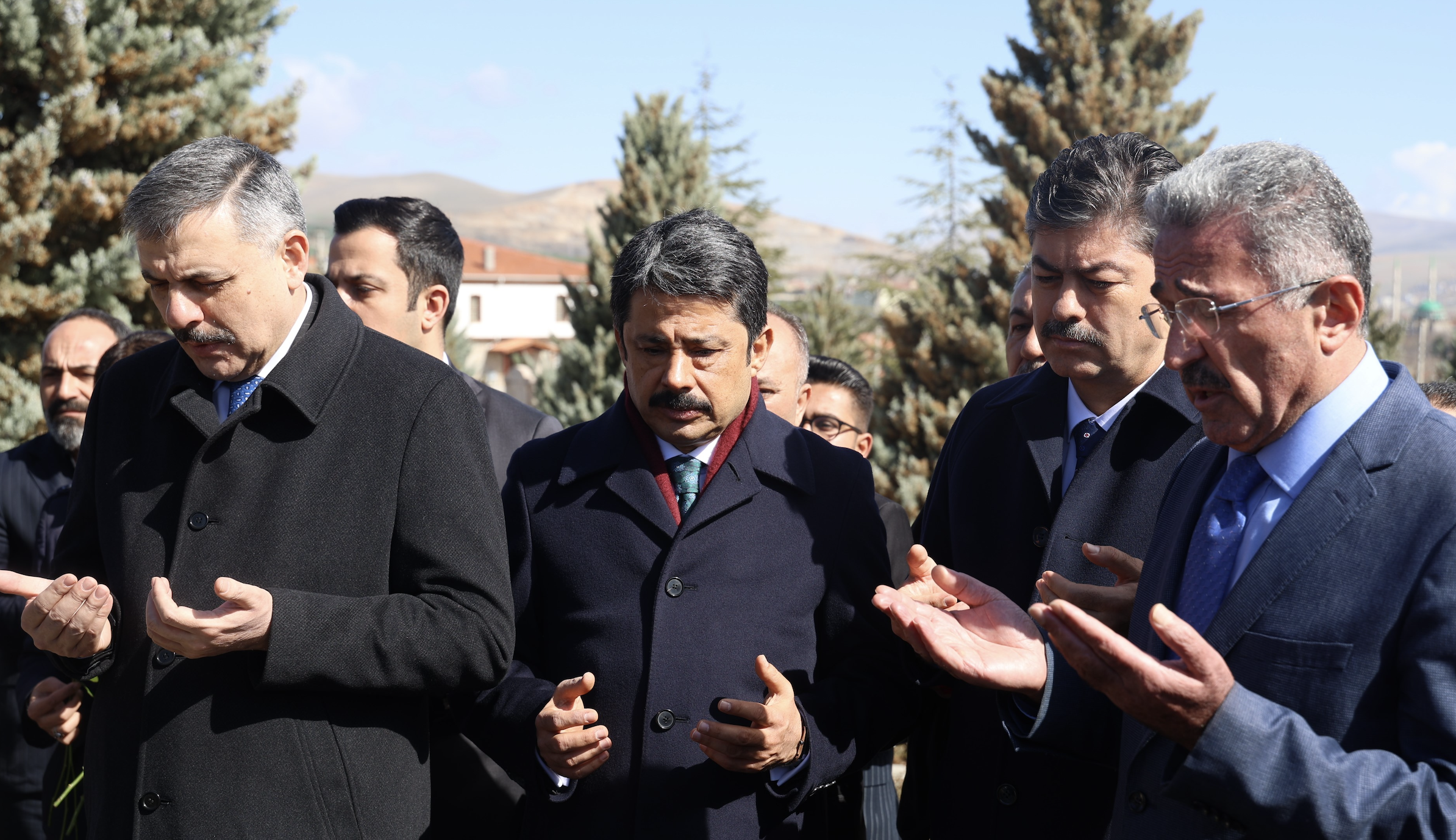 Bakan Çiftçi’den Neşet Ertaş’ın kabrine ziyaret - 2