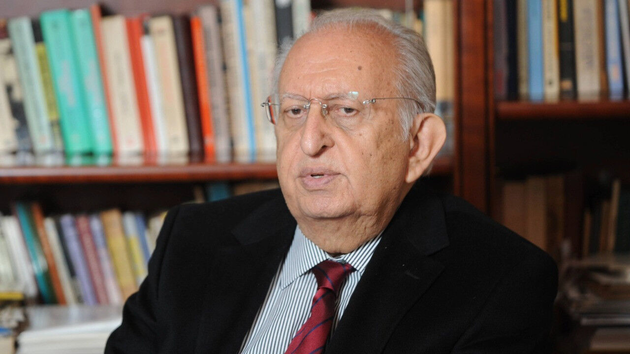 Hüsamettin Cindoruk