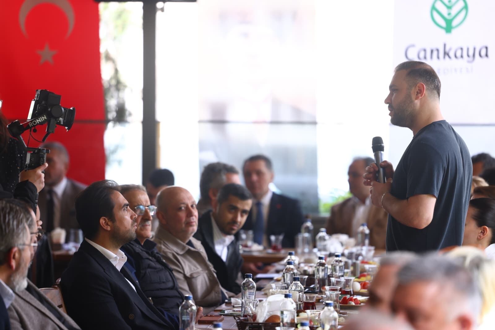 Hüseyin Can Güner Bahçelievler Esnaf Toplantısı (8)