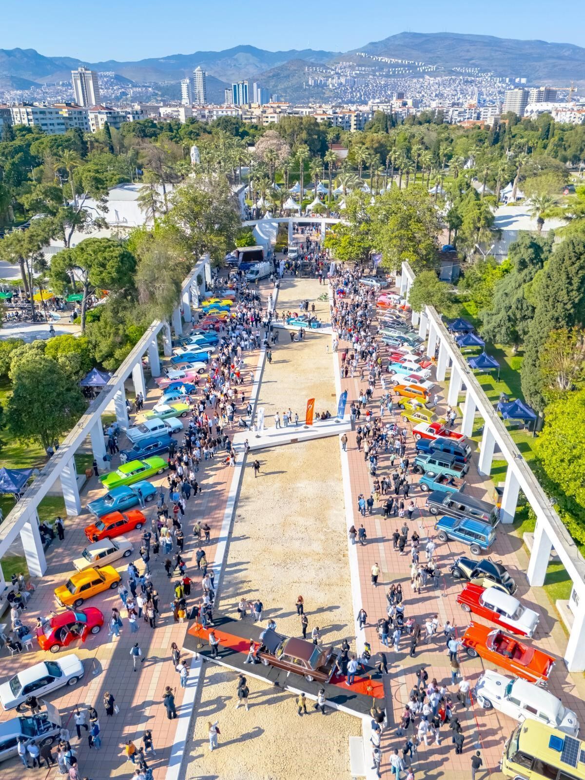 Izmir Klasik Araç Sergisi (3)