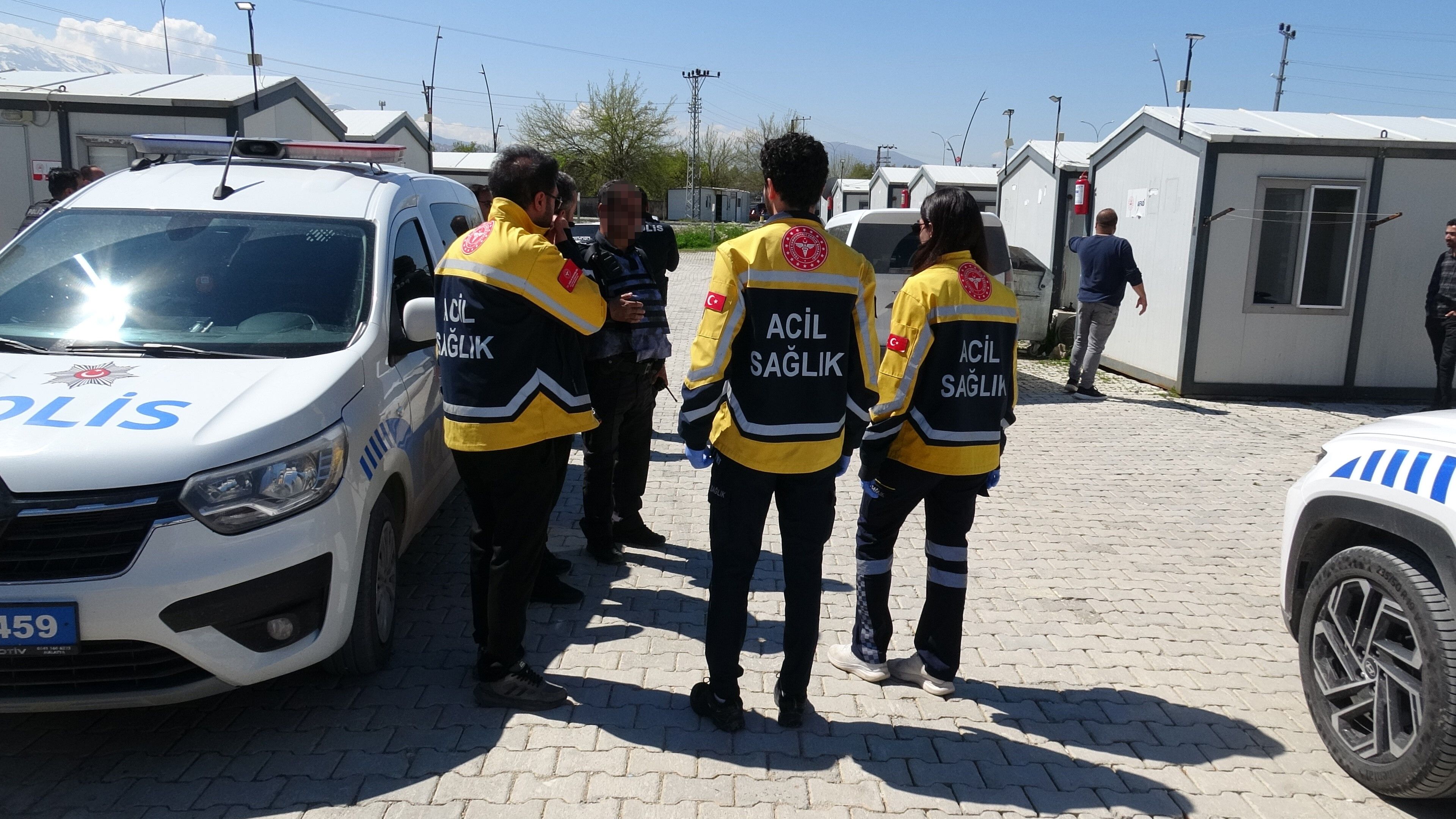 Malatya’da Konteynere Kilitlenen Genç Ikna Edildi (3)