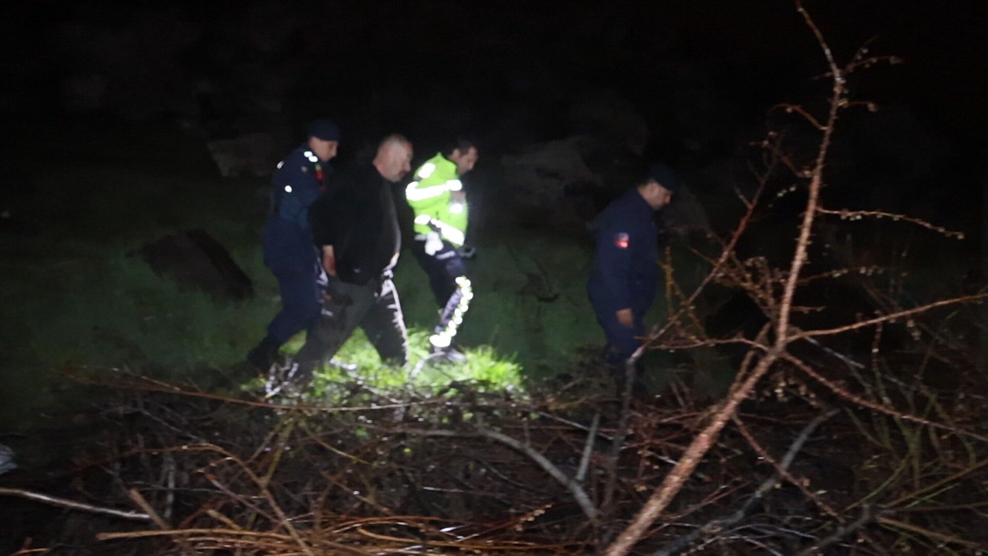 Nevşehir’de Kazadan Sonra Çalılığa Saklandı (3)