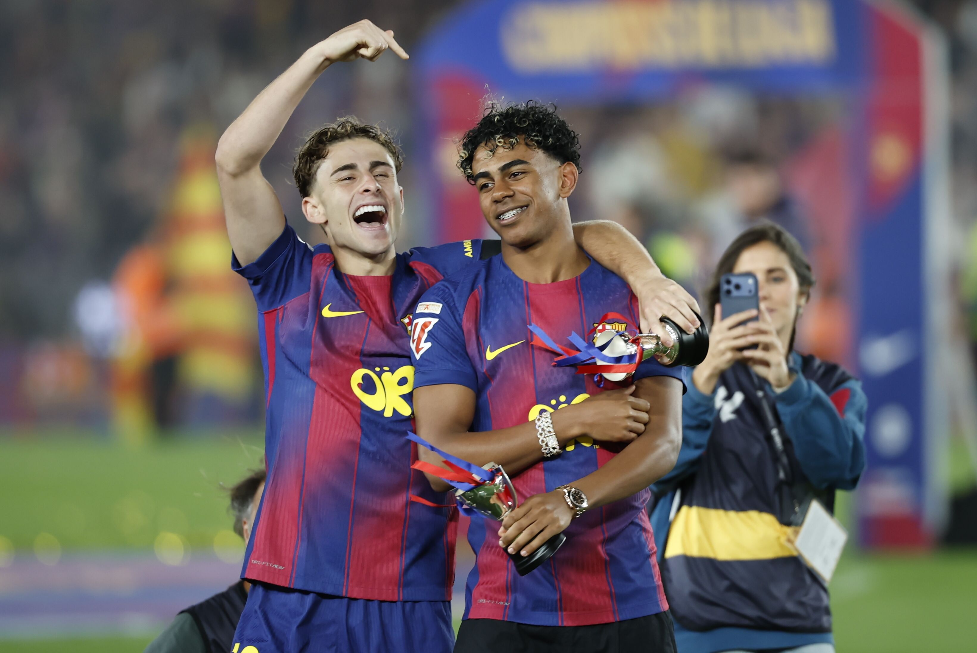 Barcelona, El Clasico’da şampiyonluğunu ilan etti - 2
