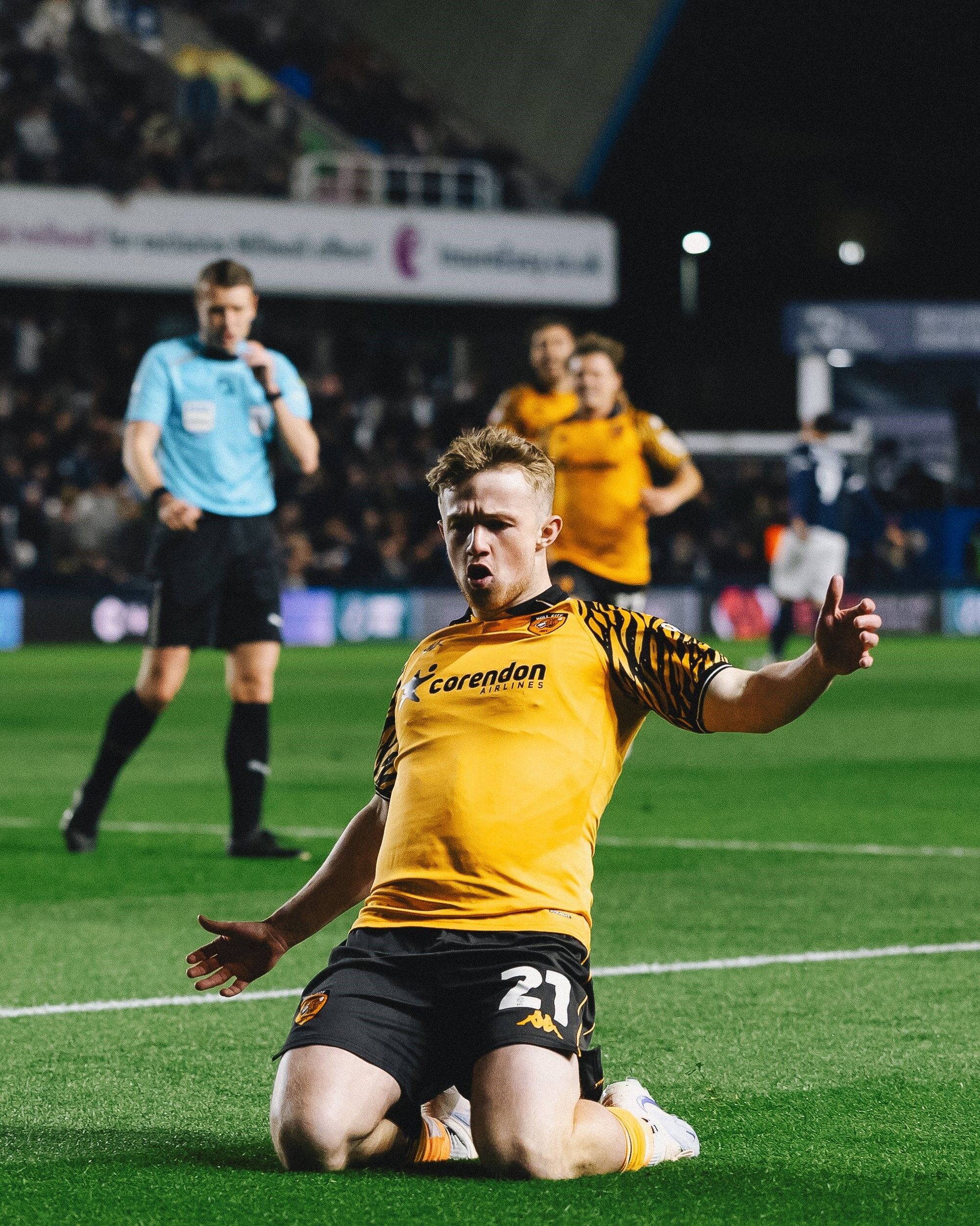 Hull City Wembley’de play-off finaline yükseldi
