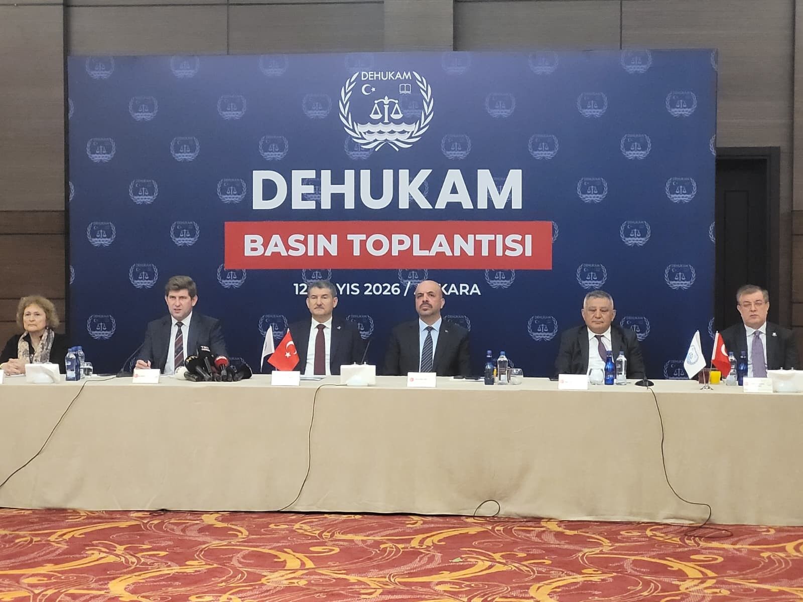 dehukamsn