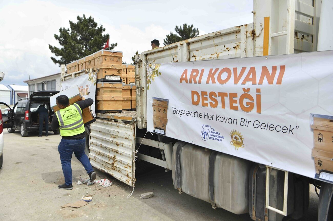 Abb’den Arıcılara 5 Bin Kovan Desteği (2)