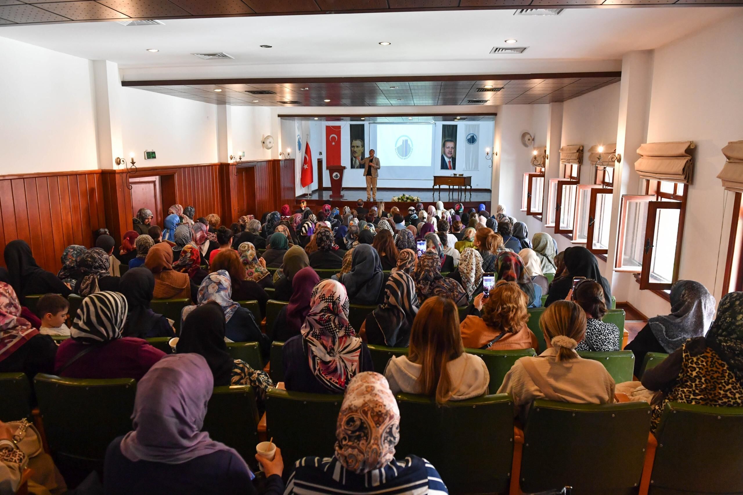 Altindağ’da Ai̇le Yili Semi̇nerleri̇ Başladi (1)