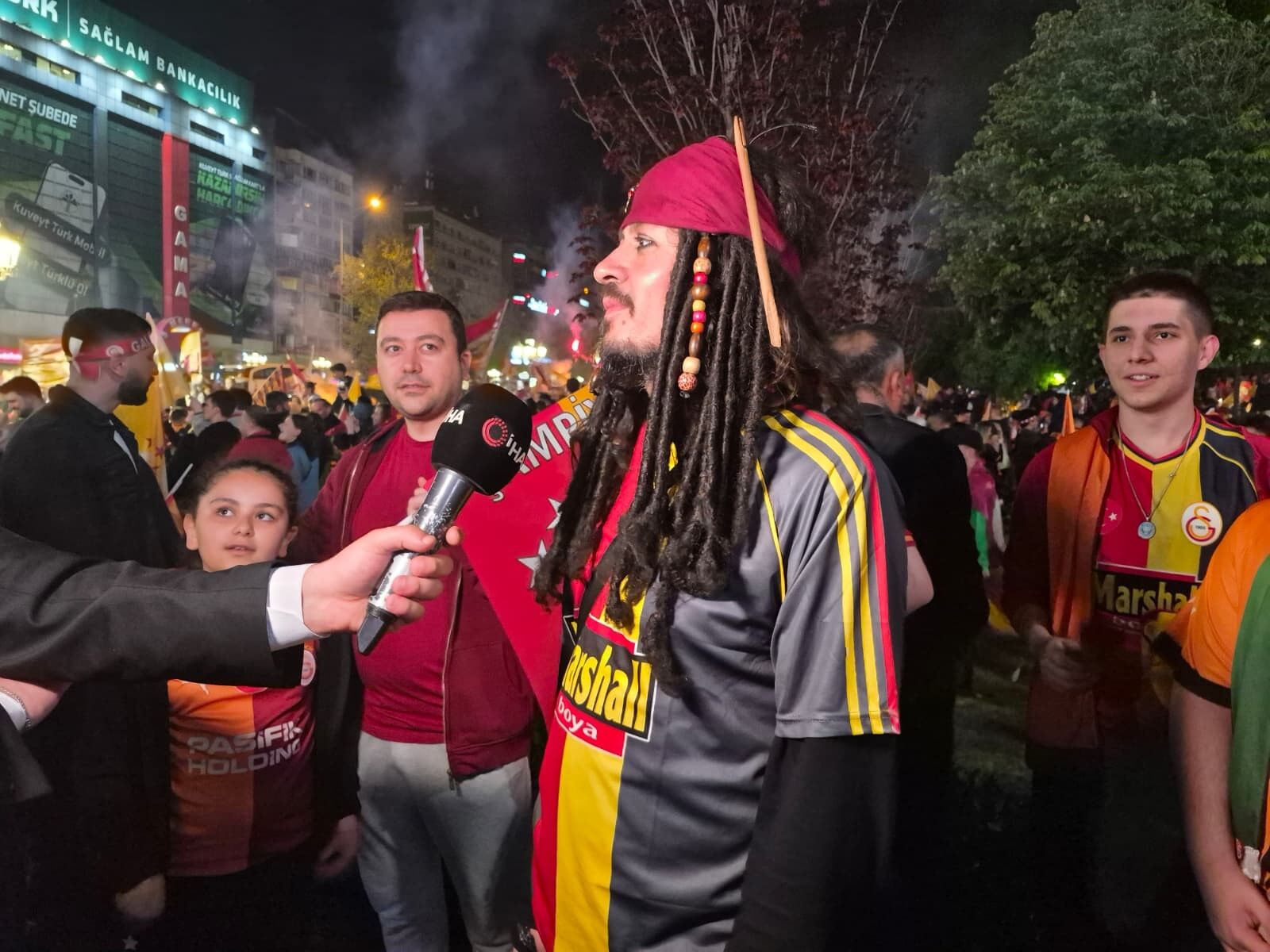 Ankaralı Jack Sparrow’dan Şampiyonluk Kutlaması (3)