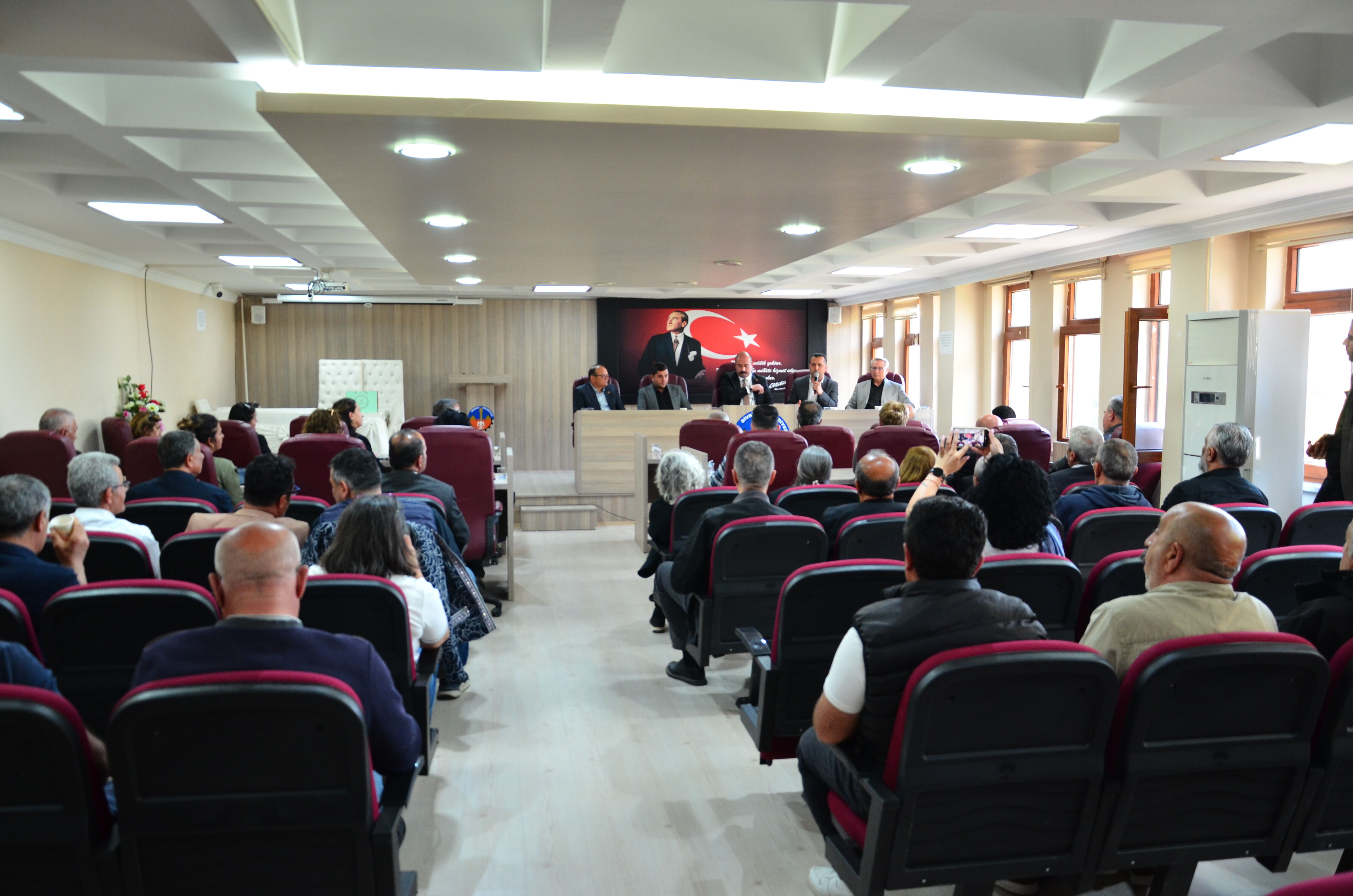 Divriği Chp Ilçe Başkanlığı Ile Toplantı (5)