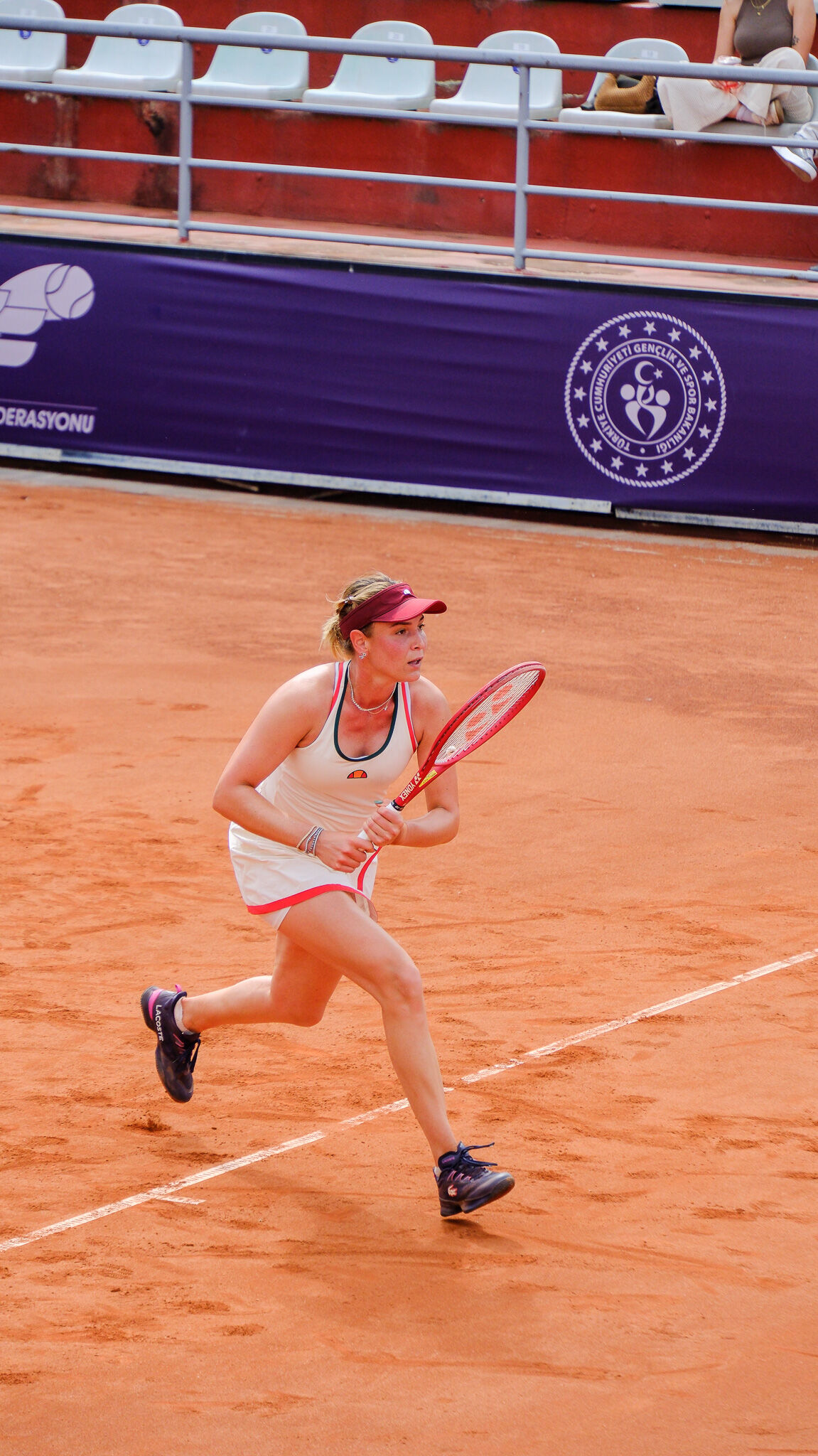 Donna Vekic
