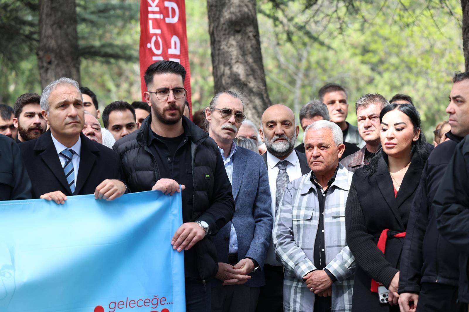 Erdal Beşikçioğlu 3 Fidan (1)