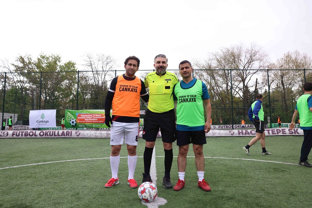 Gençlik Ve Spor Hizmetleri 19 Mayıs Futbol Turnuvası (2)