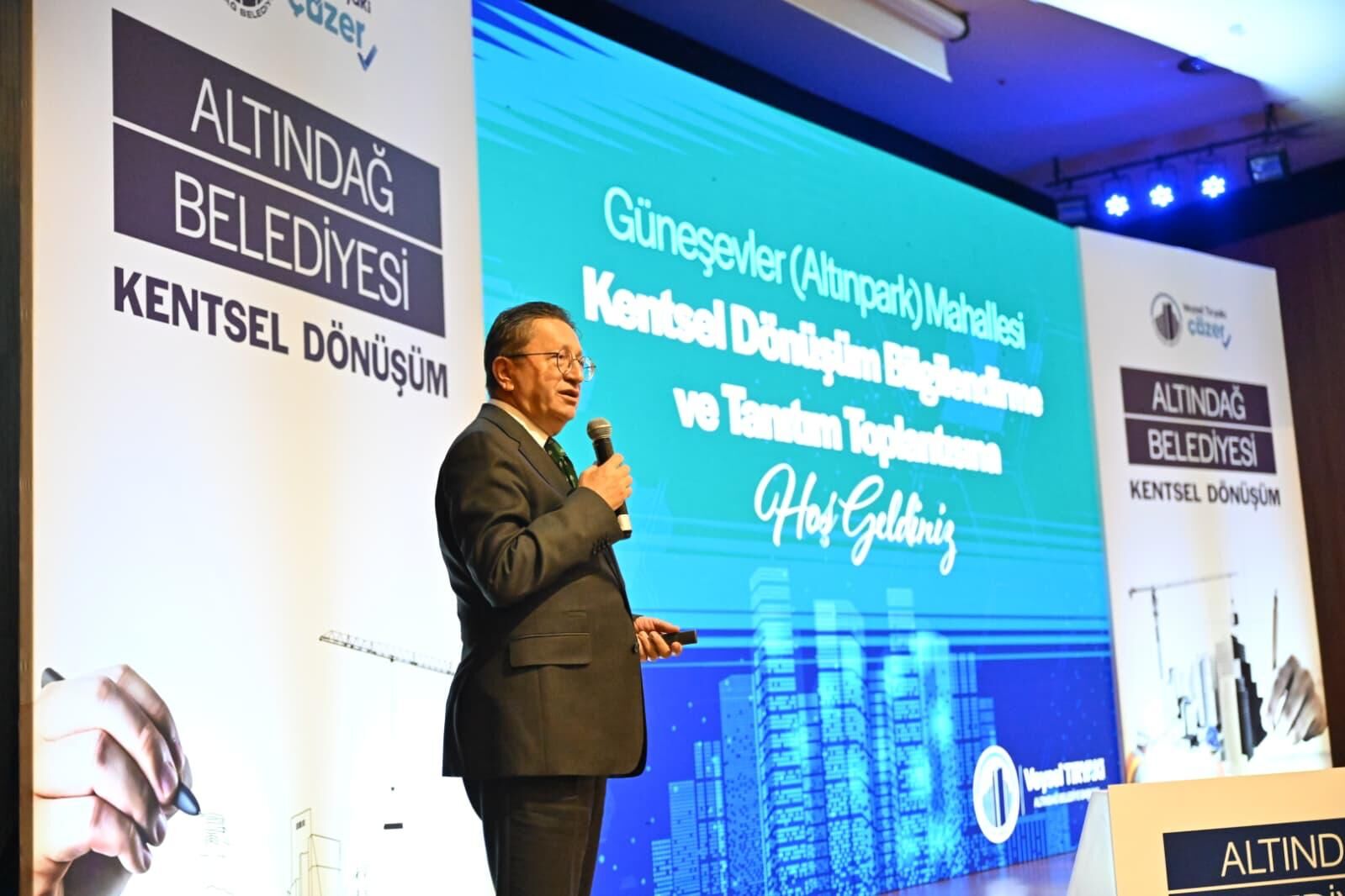 Güneşevler Mahallesi̇ Saki̇nleri̇ Kentsel Dönüşüm Toplantisinda Buluştu (1)