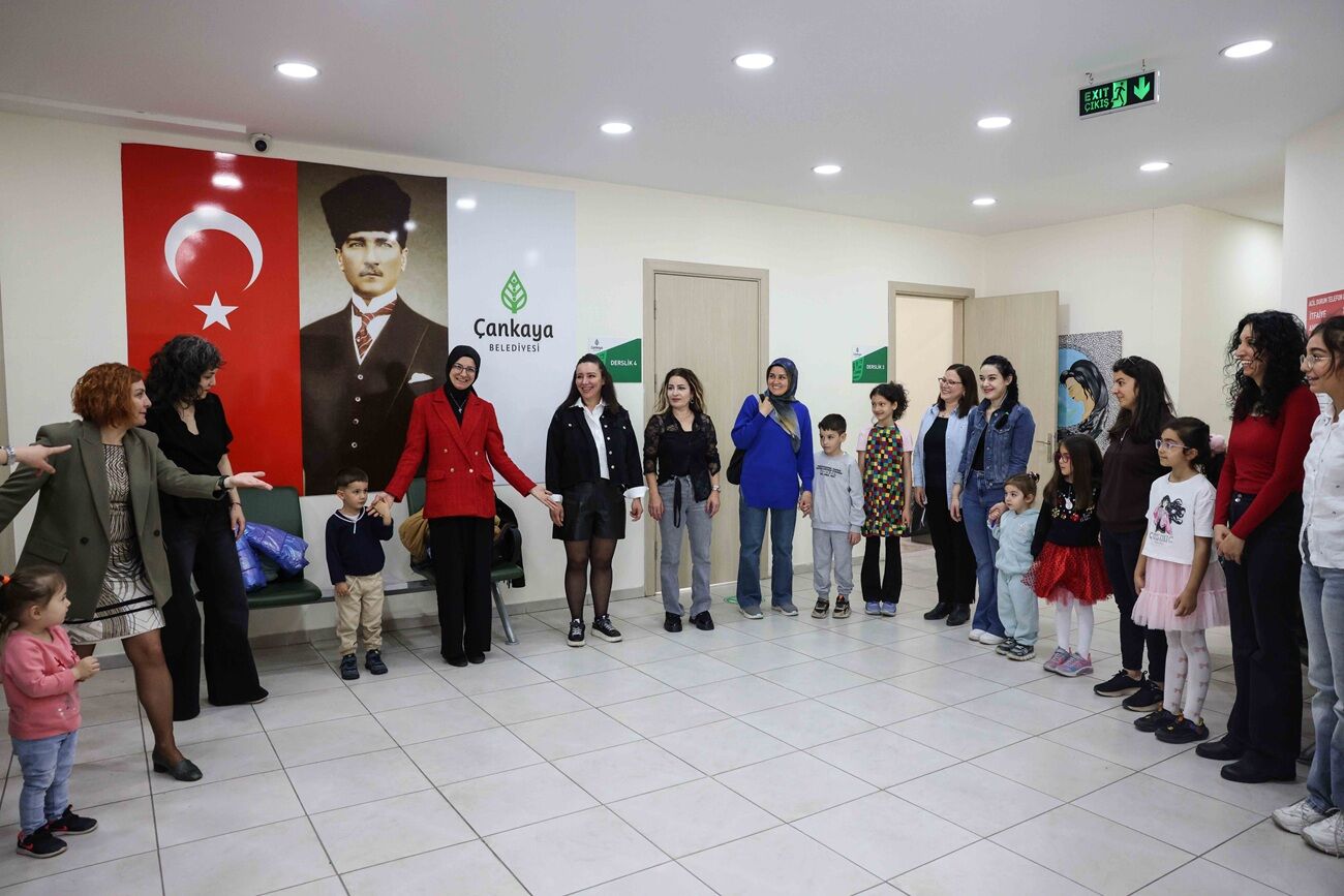 Kadın Ve Aile Hizmetleri Anneler Günü Bekar Anneler Derneği (8)