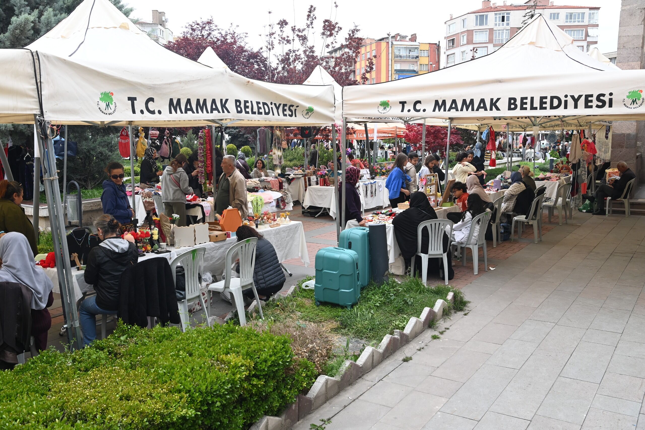 Mamak’ta Anneler Günü’ne Özel Kadın Eli Pazarı (1)