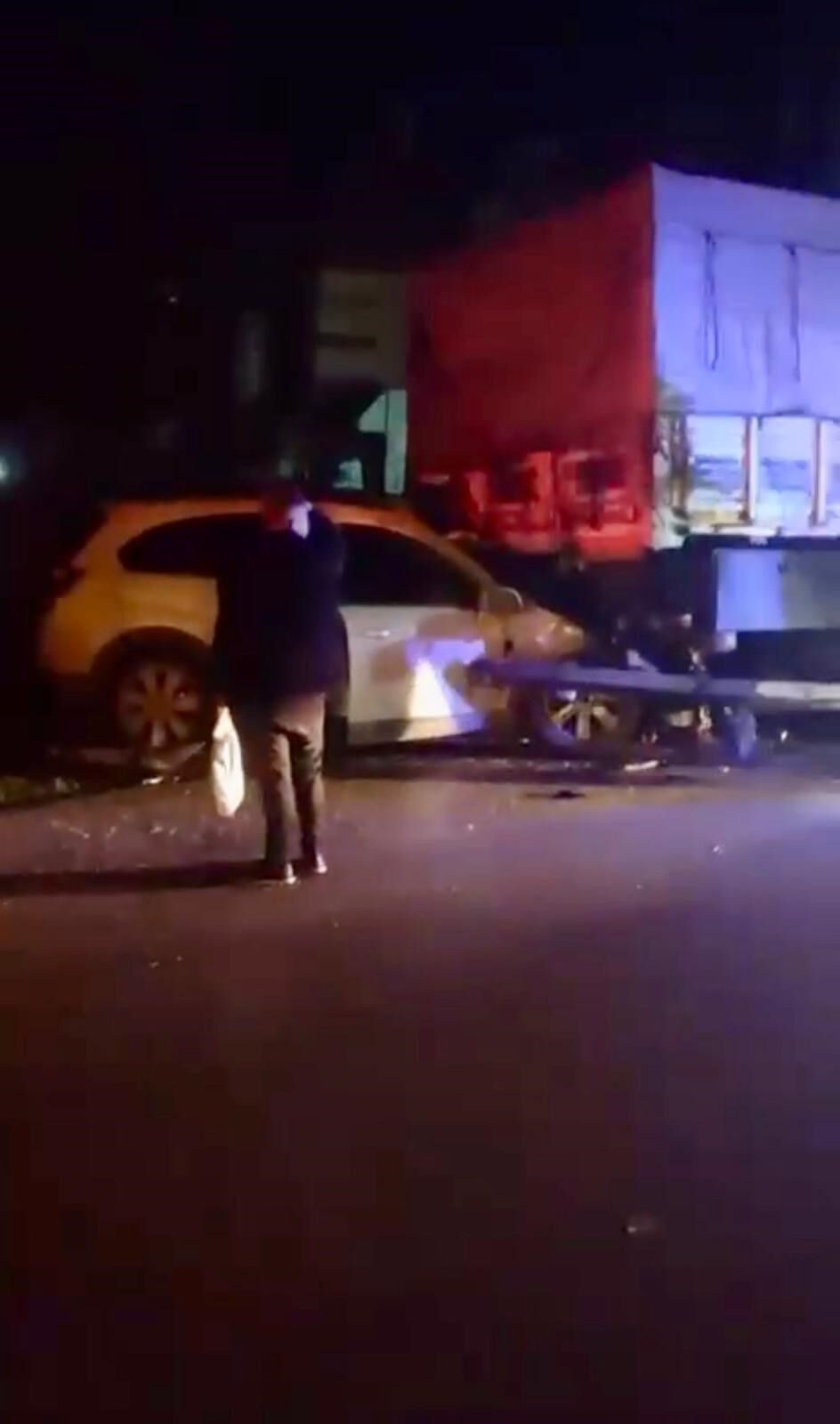 Polatlı’da Otomobil Tıra Arkadan Çarptı