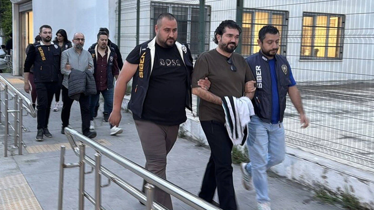 Rasim Ozan Kütahyalı’nın Mal Varlığı Gündem Oldu